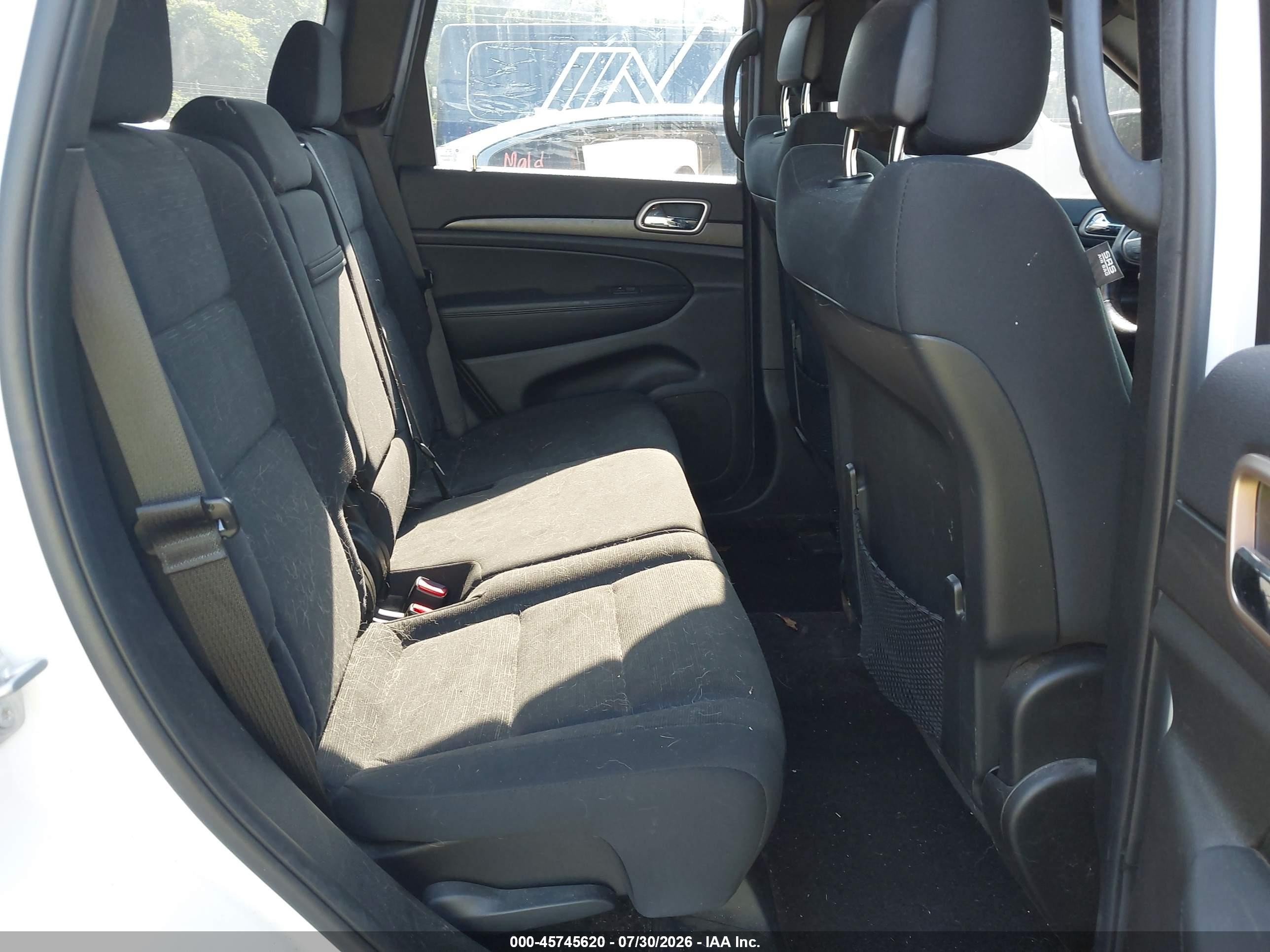 2017 Jeep Grand Cherokee Laredo White vin: 1C4RJFAG7HC802087