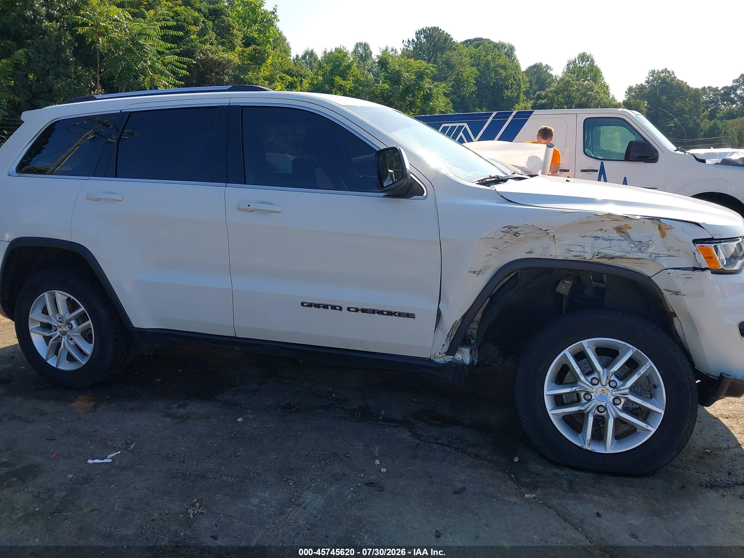 2017 Jeep Grand Cherokee Laredo White vin: 1C4RJFAG7HC802087