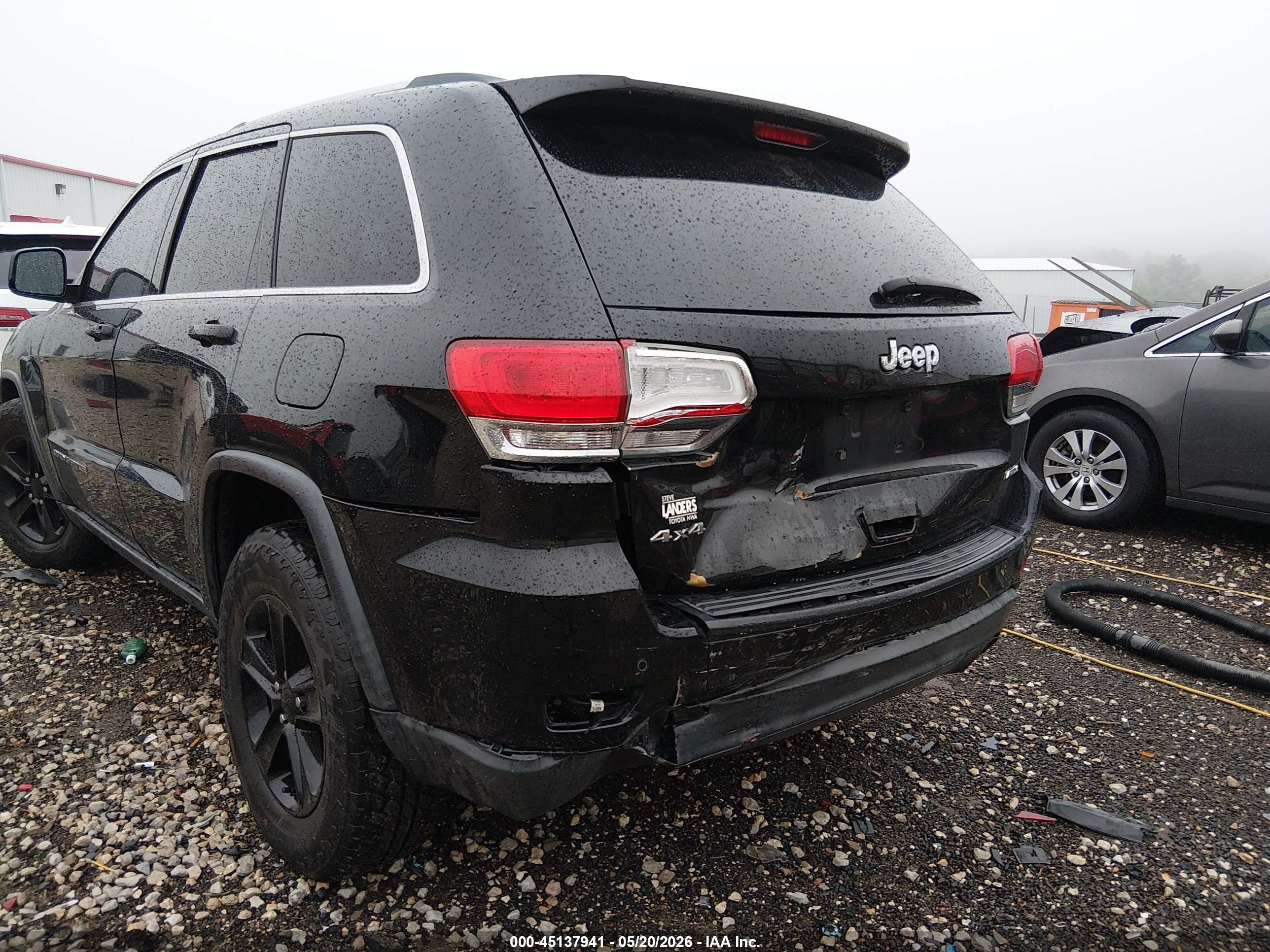 2017 Jeep Grand Cherokee Laredo 4x4 Черный vin: 1C4RJFAG7HC825692
