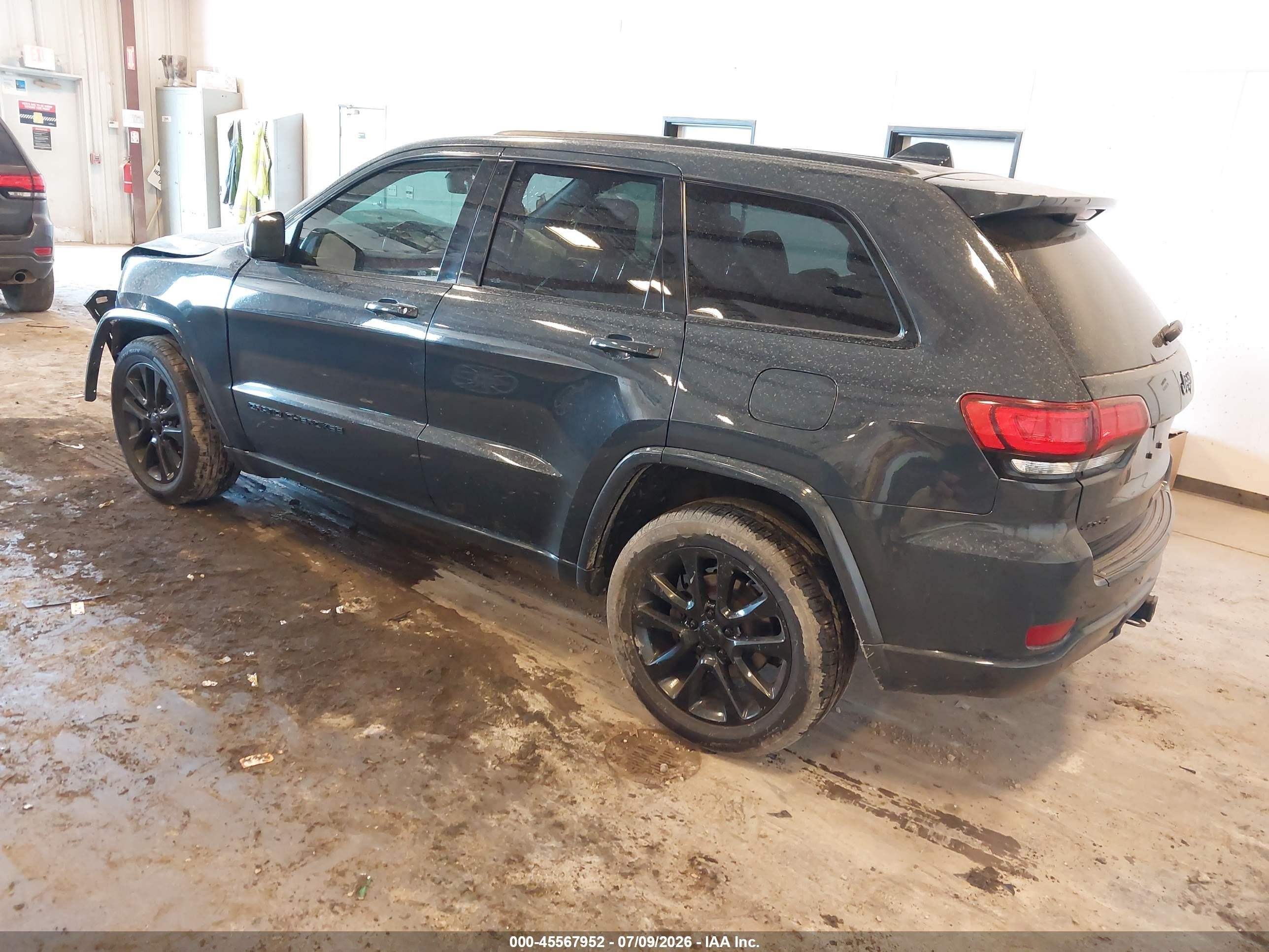 2018 Jeep Grand Cherokee Altitude 4x4 Gray vin: 1C4RJFAG7JC156488