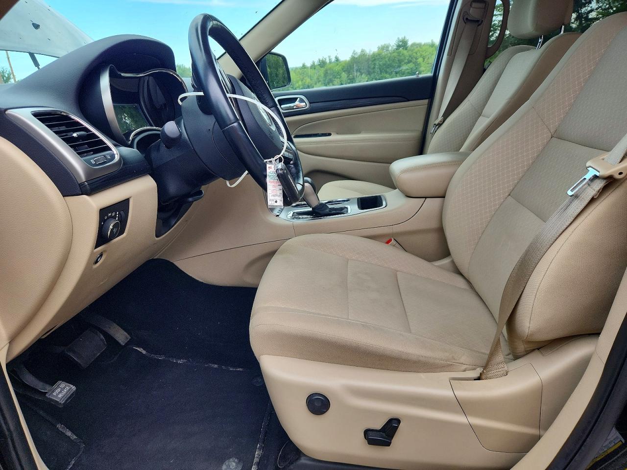 2020 Jeep Grand Cherokee Laredo Black vin: 1C4RJFAG7LC207166