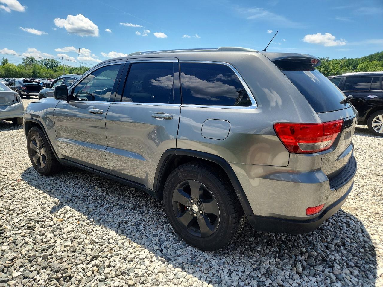2012 Jeep Grand Cherokee Laredo Gray vin: 1C4RJFAG8CC103463