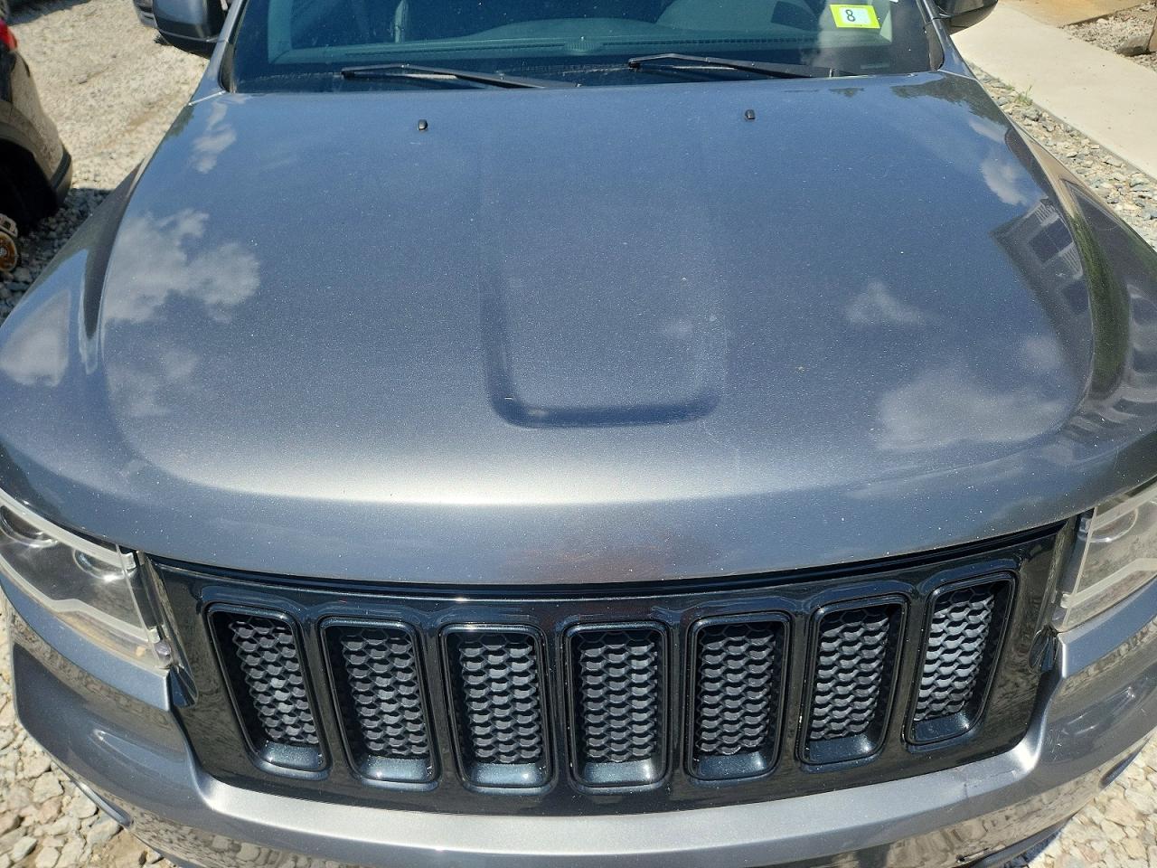 2012 Jeep Grand Cherokee Laredo Gray vin: 1C4RJFAG8CC103463