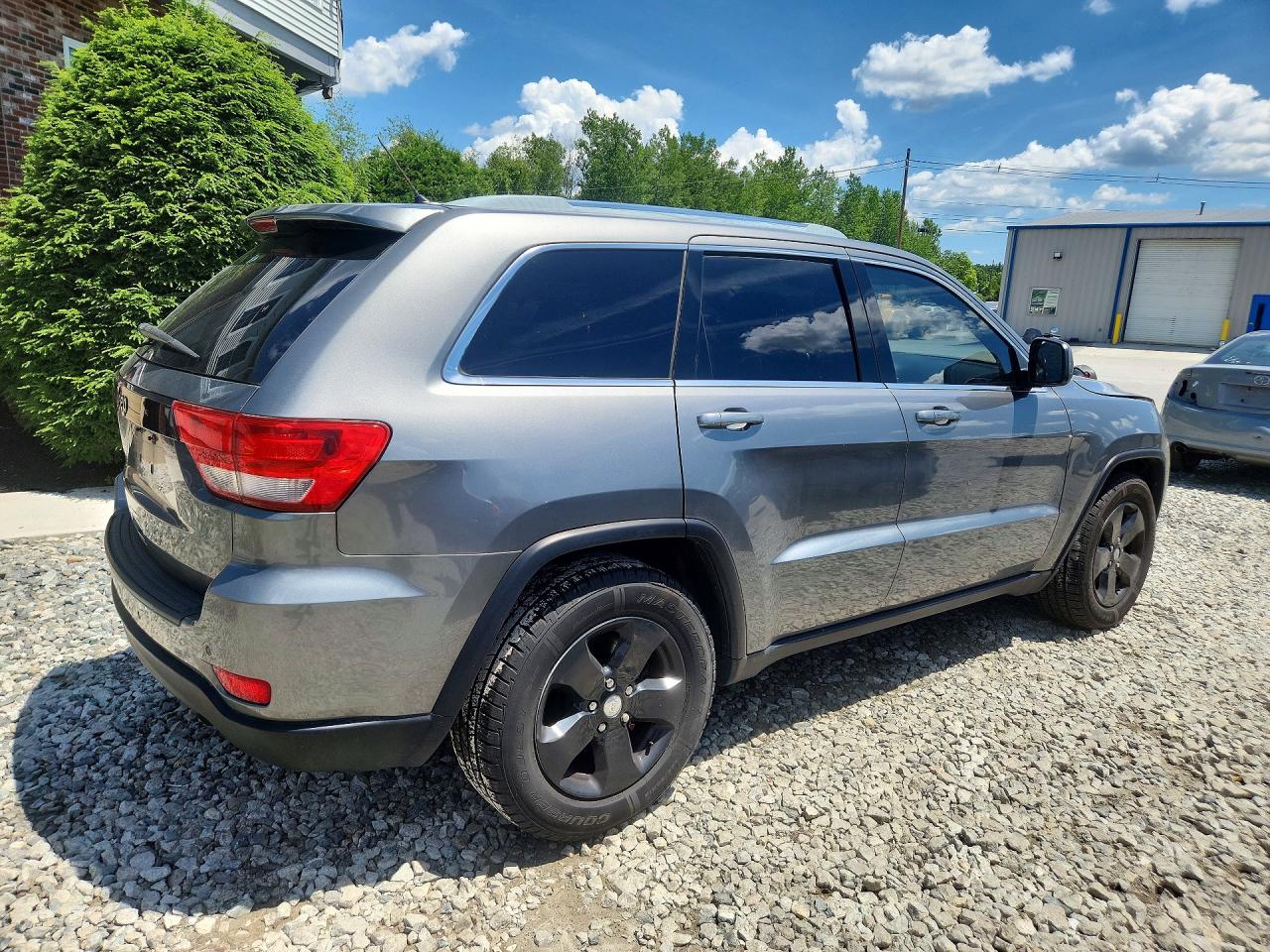 2012 Jeep Grand Cherokee Laredo Gray vin: 1C4RJFAG8CC103463