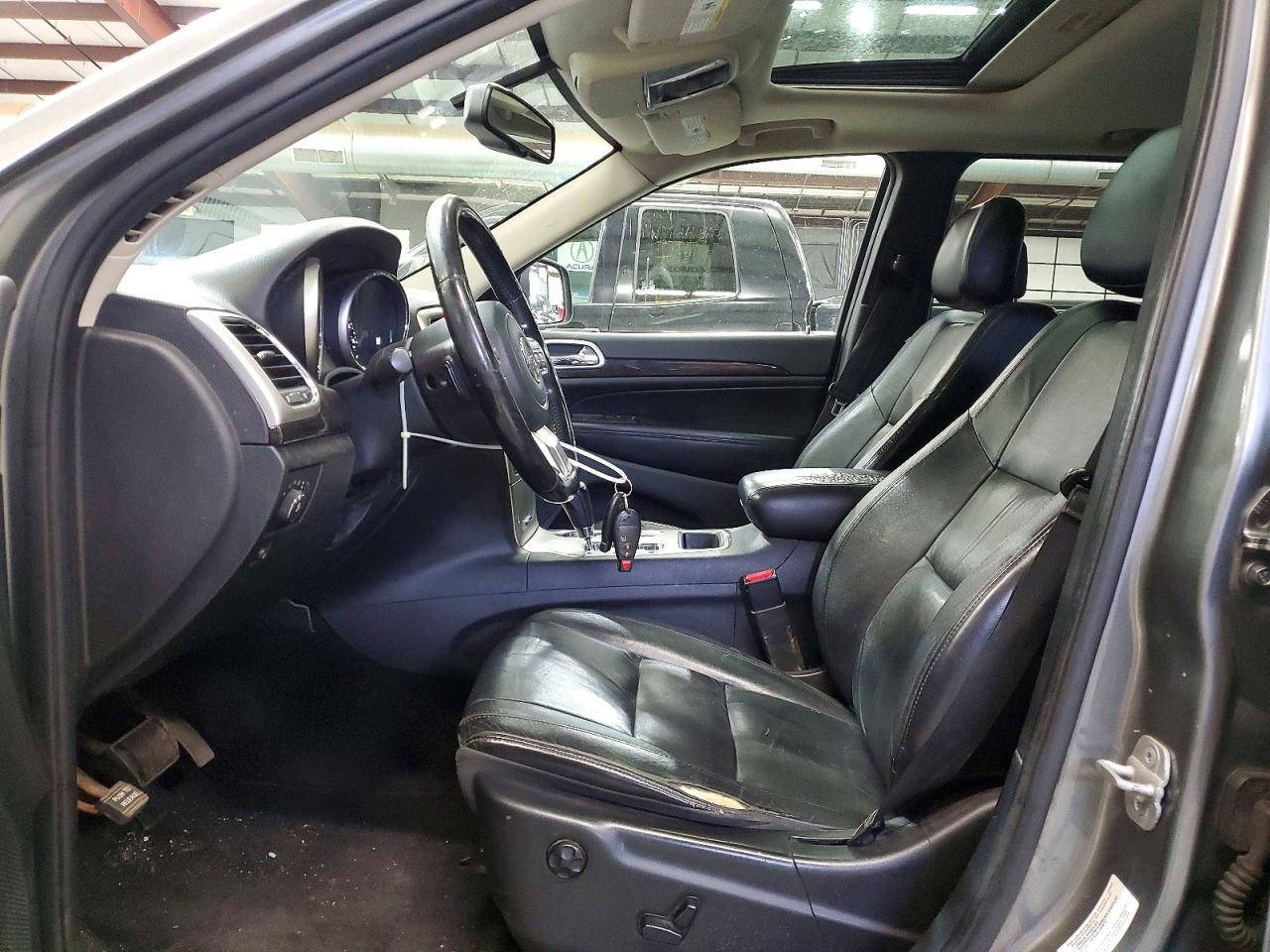 2012 Jeep Grand Cherokee Laredo Gray vin: 1C4RJFAG8CC233789