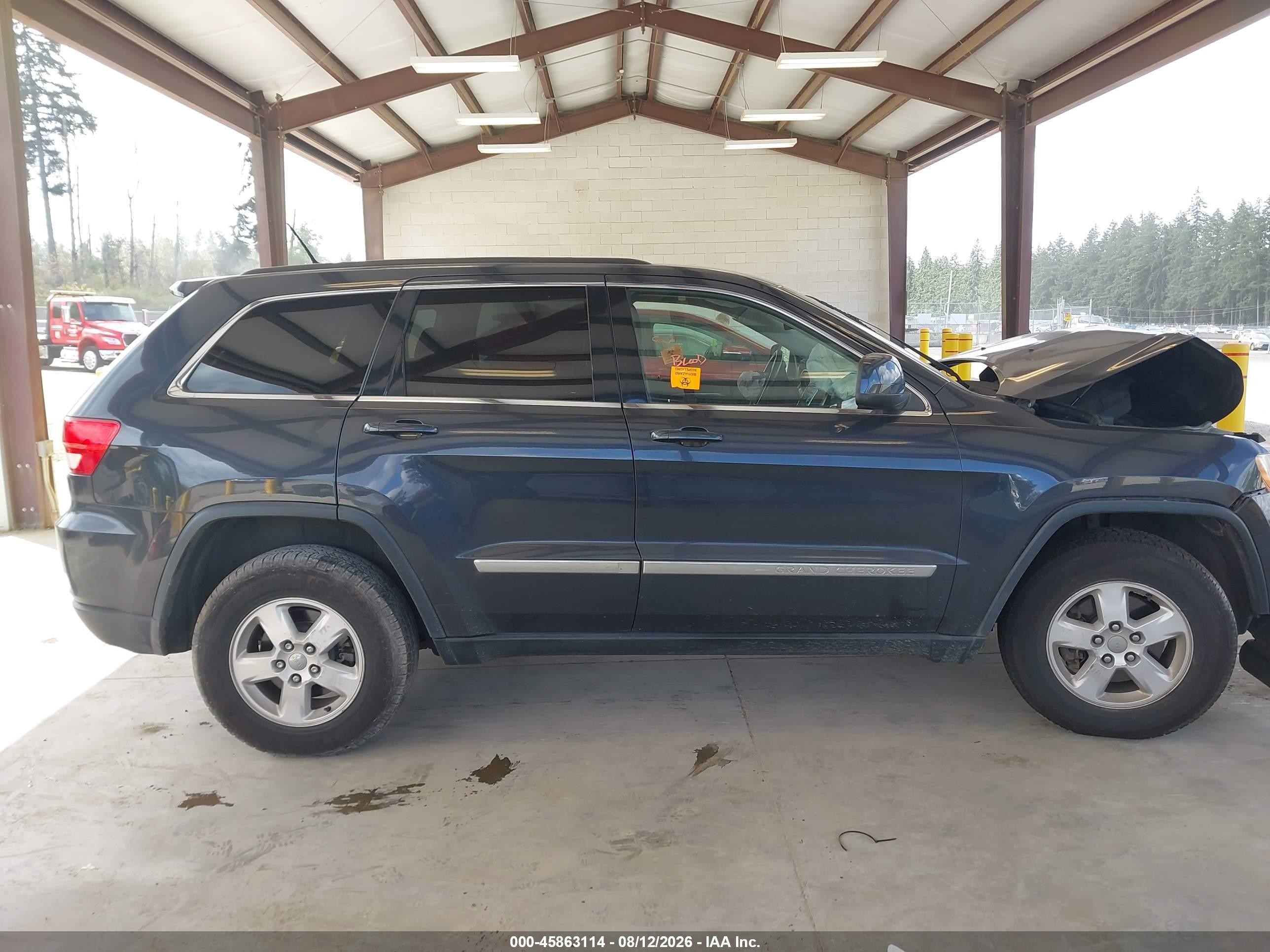2012 Jeep Grand Cherokee Laredo Blue vin: 1C4RJFAG8CC250429