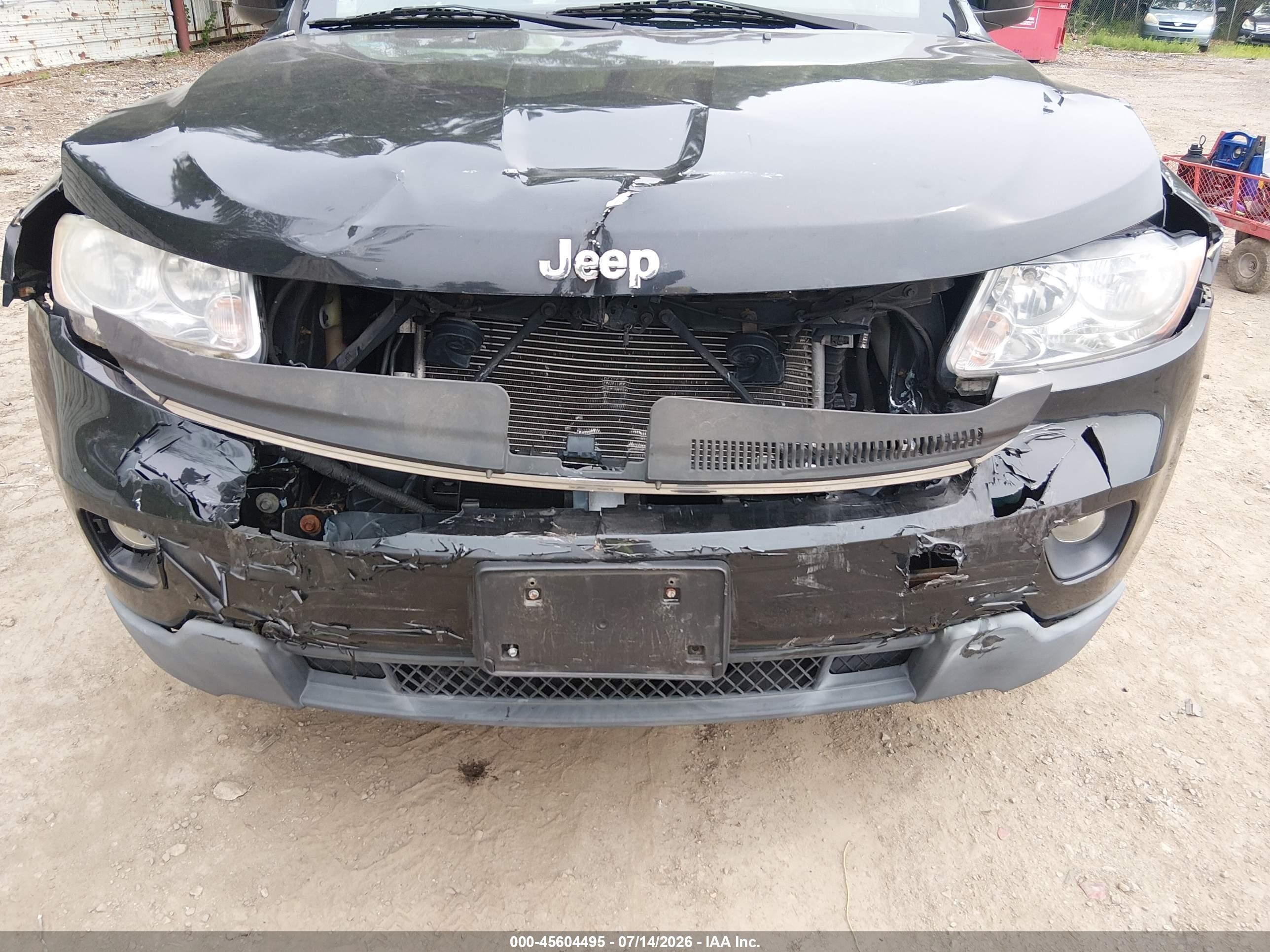 2012 Jeep Grand Cherokee Laredo Gray vin: 1C4RJFAG8CC263312