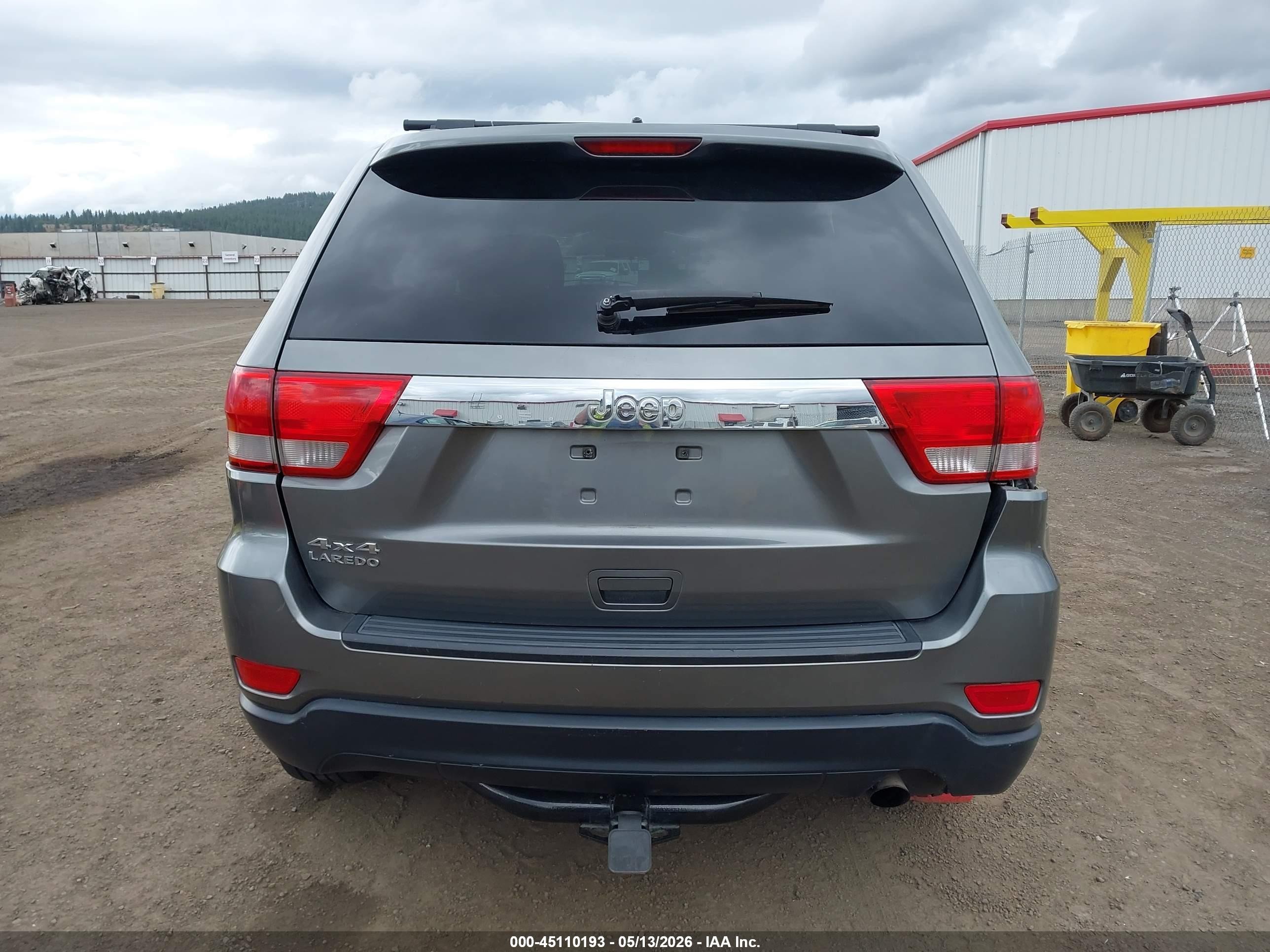 2012 Jeep Grand Cherokee Laredo Серый vin: 1C4RJFAG8CC323461