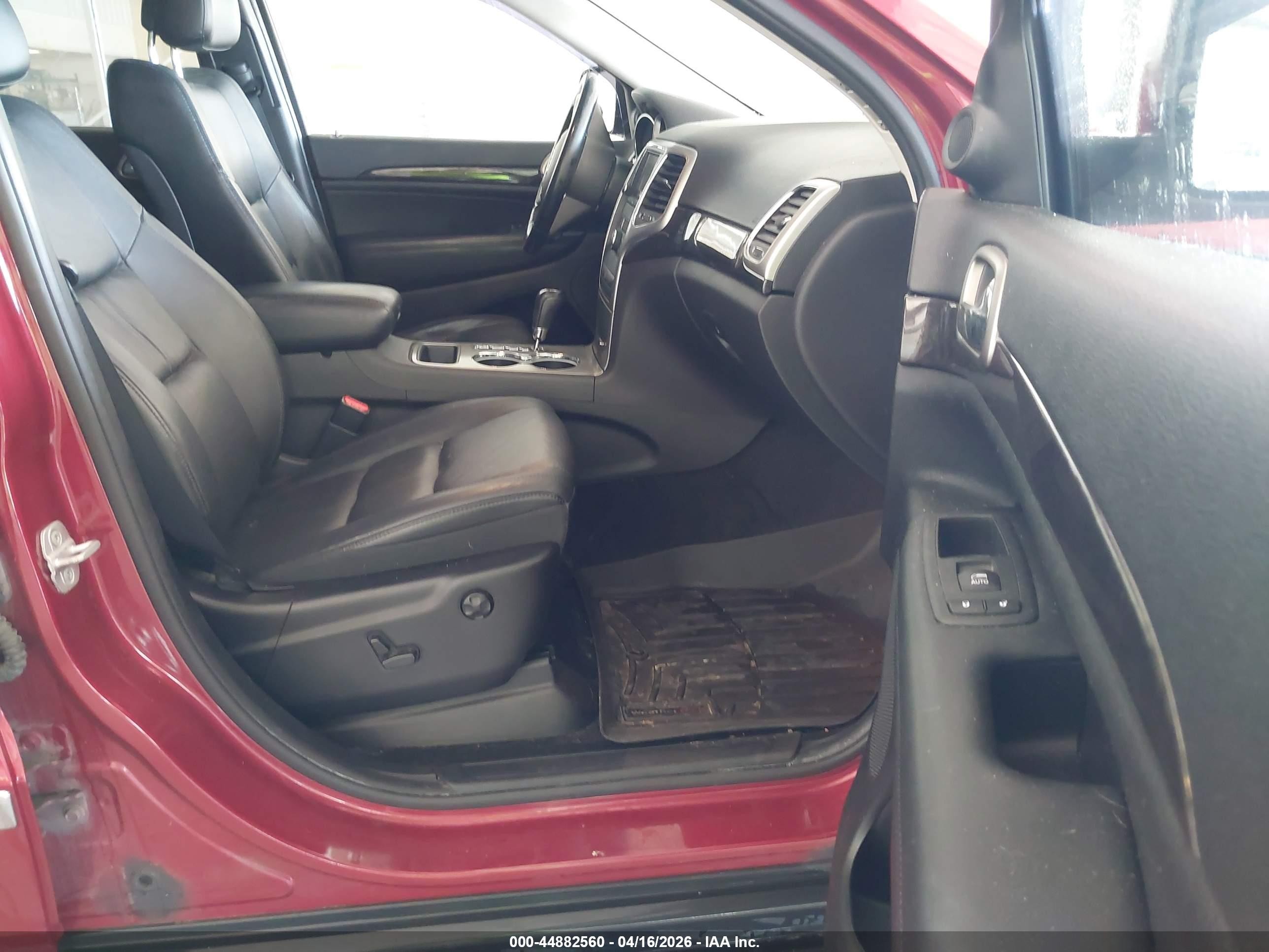 2012 Jeep Grand Cherokee Laredo Бордовый vin: 1C4RJFAG8CC324965