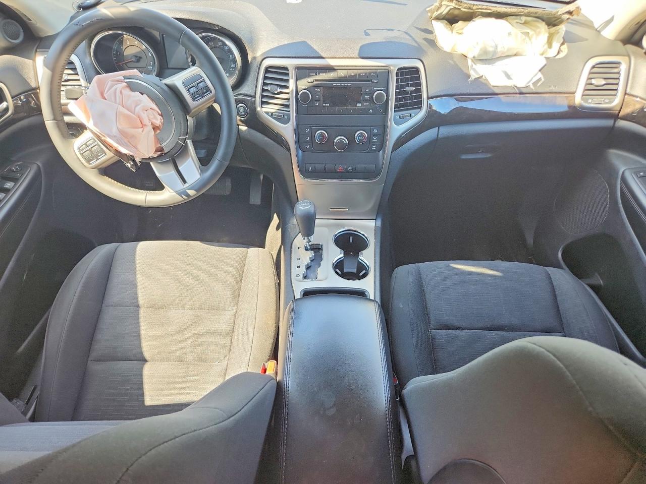 2013 Jeep Grand Cherokee Laredo Gray vin: 1C4RJFAG8DC506098
