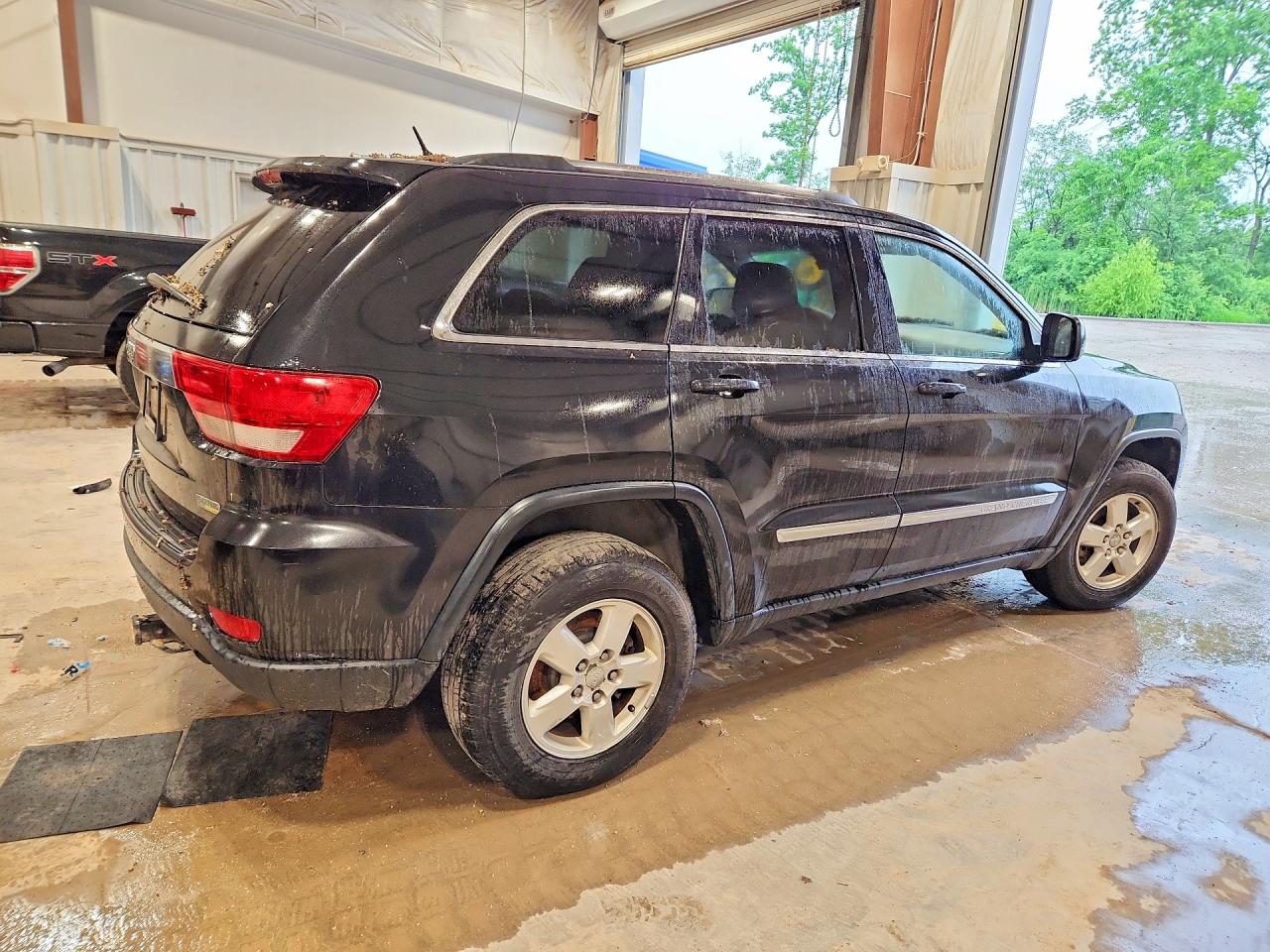 2013 Jeep Grand Cherokee Laredo Black vin: 1C4RJFAG8DC508403