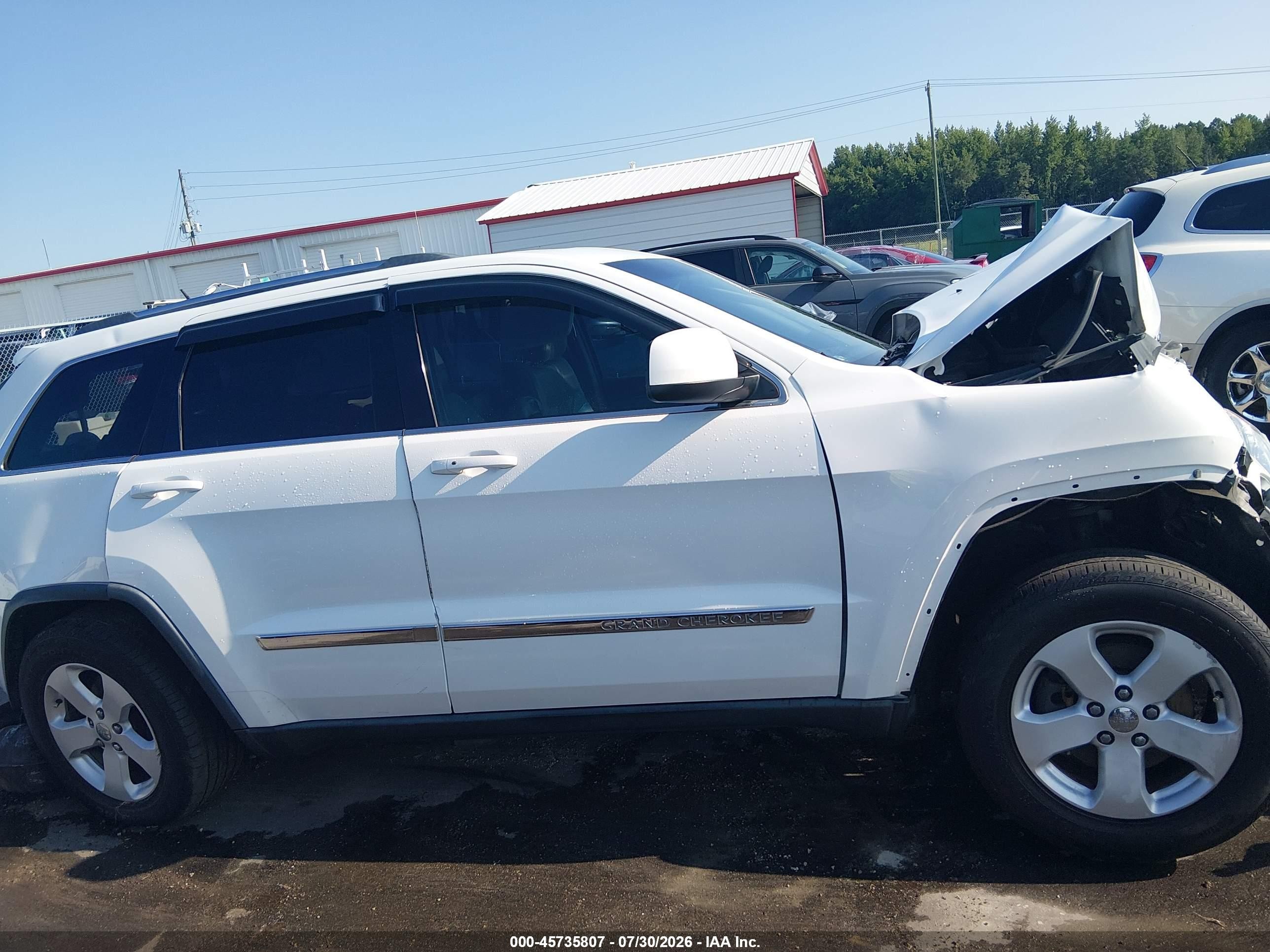 2013 Jeep Grand Cherokee Laredo White vin: 1C4RJFAG8DC548772
