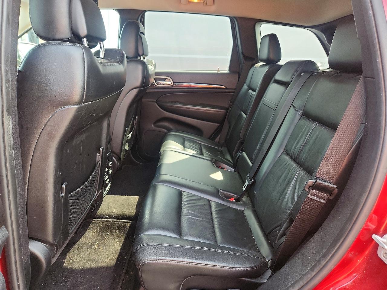 2013 Jeep Grand Cherokee Laredo Burgundy vin: 1C4RJFAG8DC583831