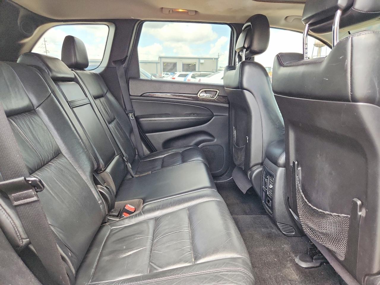2013 Jeep Grand Cherokee Laredo Белый vin: 1C4RJFAG8DC642232