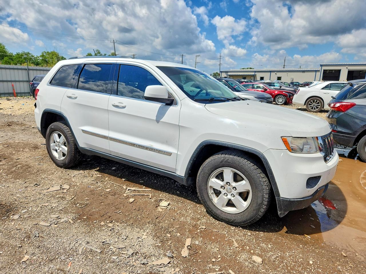 2013 Jeep Grand Cherokee Laredo Белый vin: 1C4RJFAG8DC642232