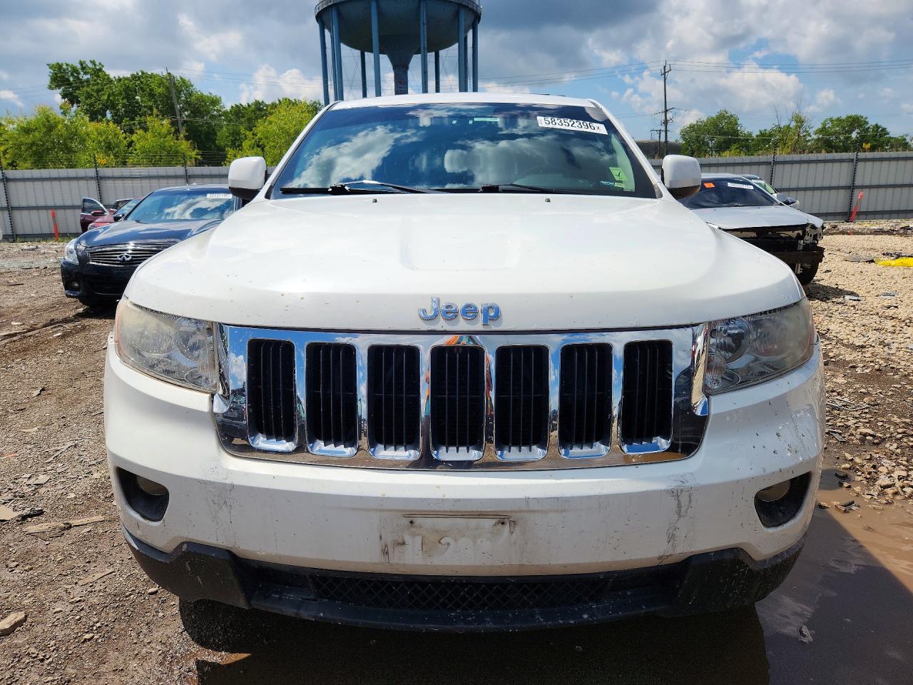 2013 Jeep Grand Cherokee Laredo Белый vin: 1C4RJFAG8DC642232