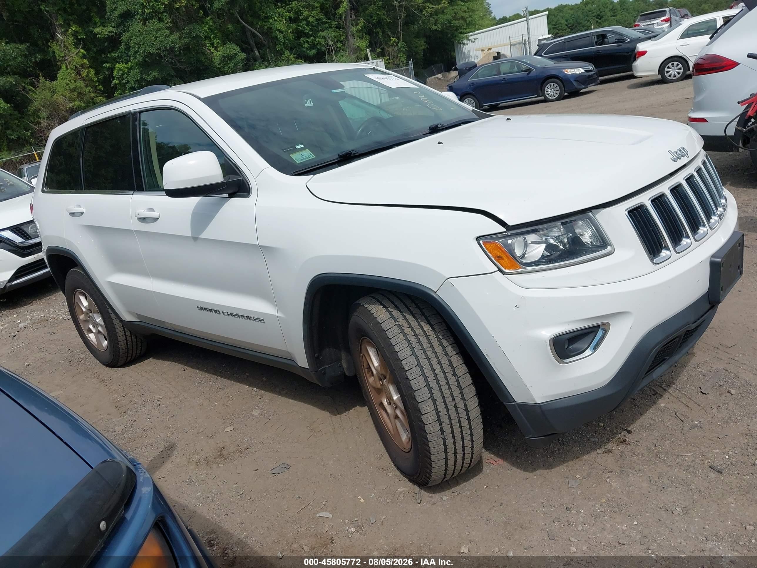 2014 Jeep Grand Cherokee Laredo White vin: 1C4RJFAG8EC110058