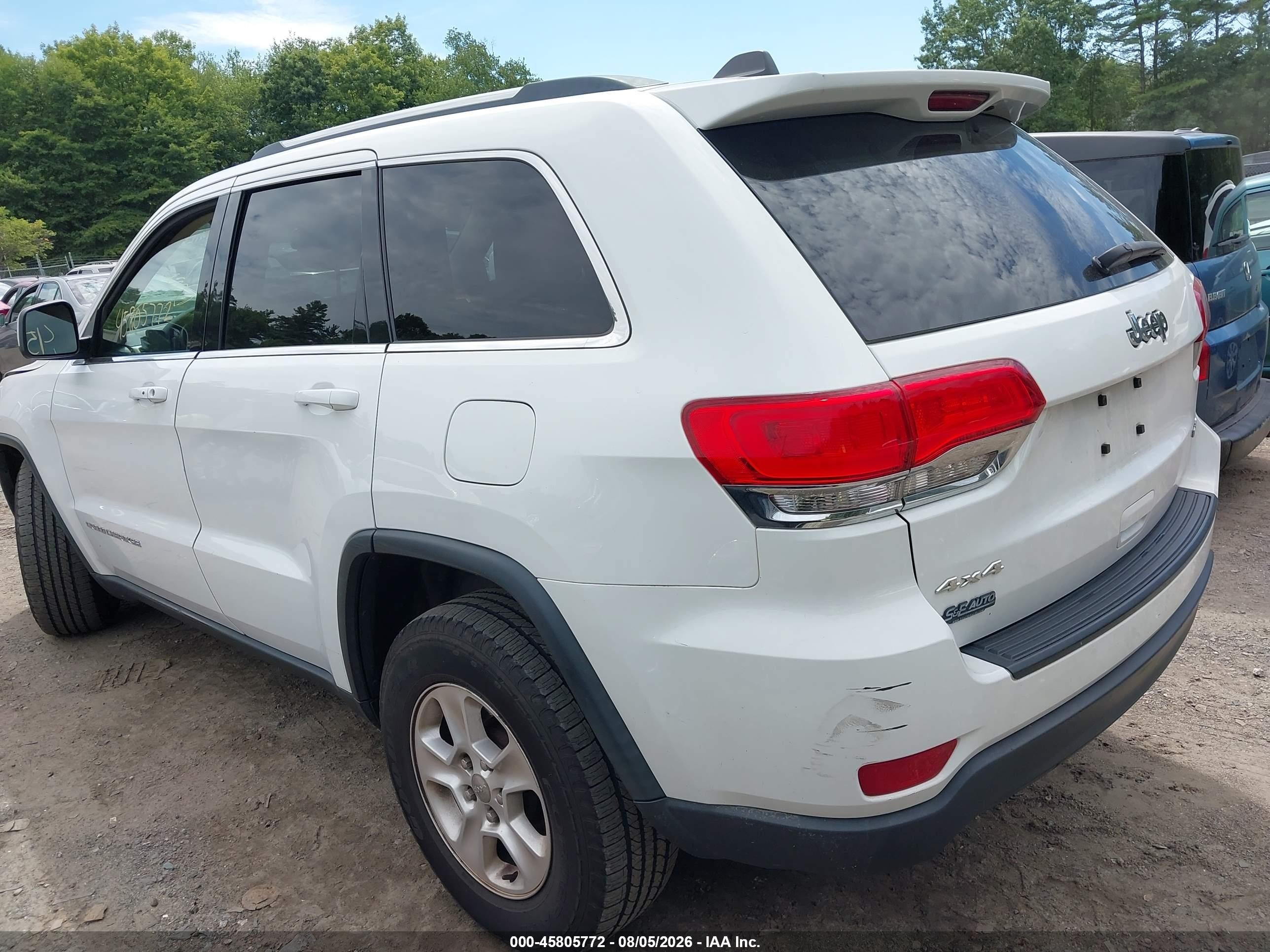 2014 Jeep Grand Cherokee Laredo White vin: 1C4RJFAG8EC110058