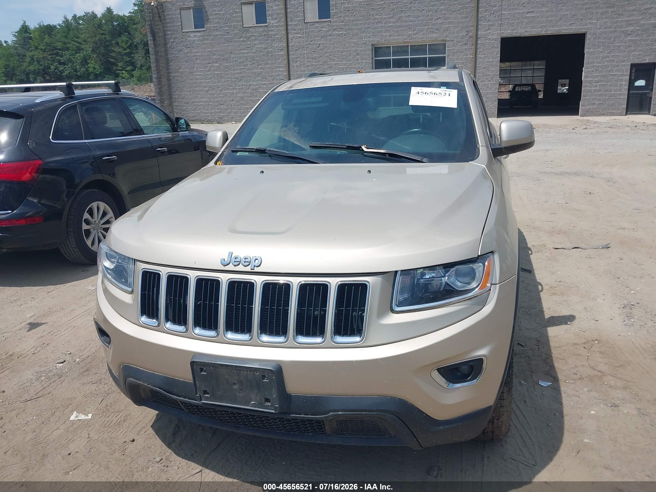 2014 Jeep Grand Cherokee Laredo Gold vin: 1C4RJFAG8EC119777
