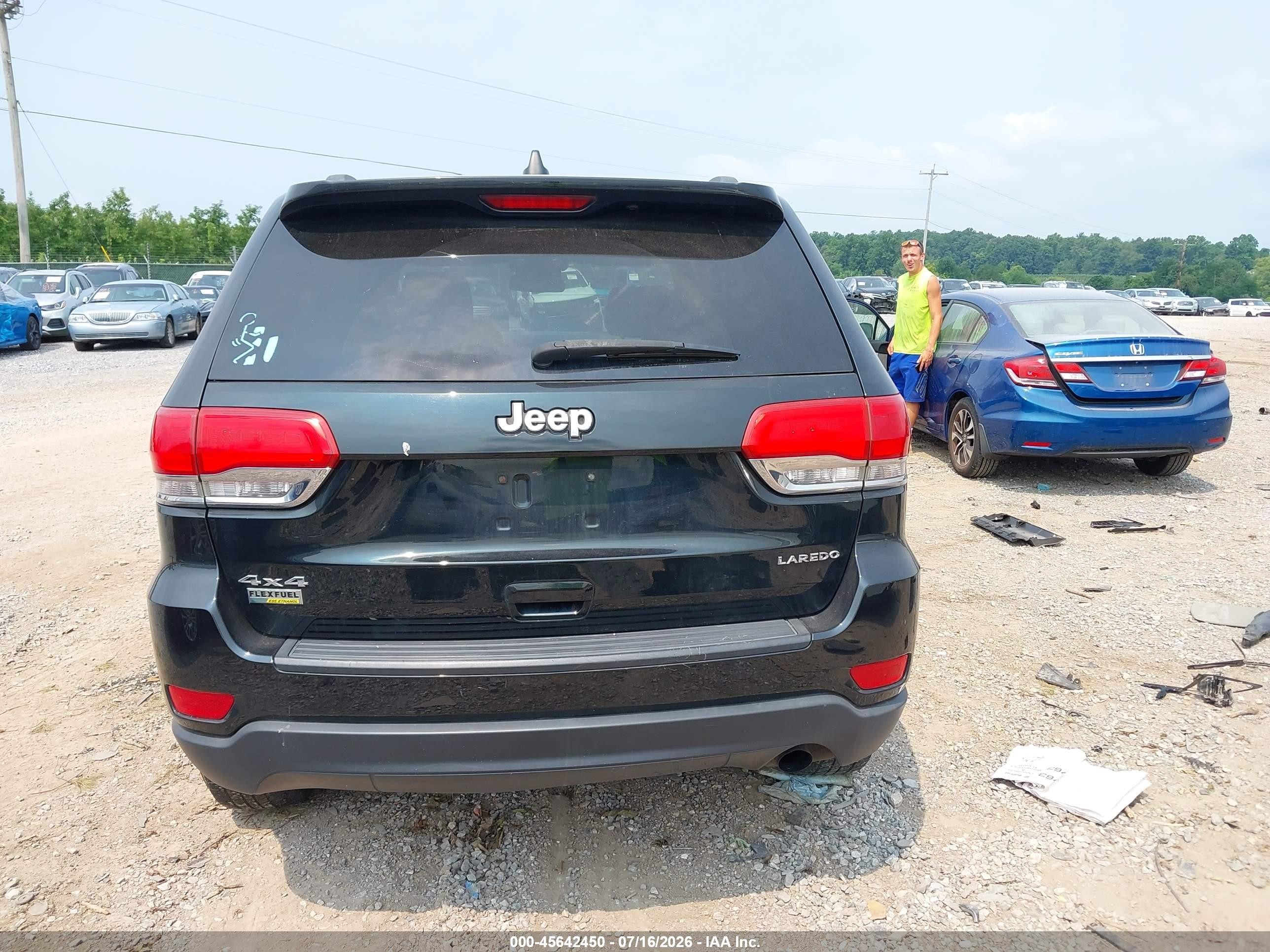 2014 Jeep Grand Cherokee Laredo Black vin: 1C4RJFAG8EC126406