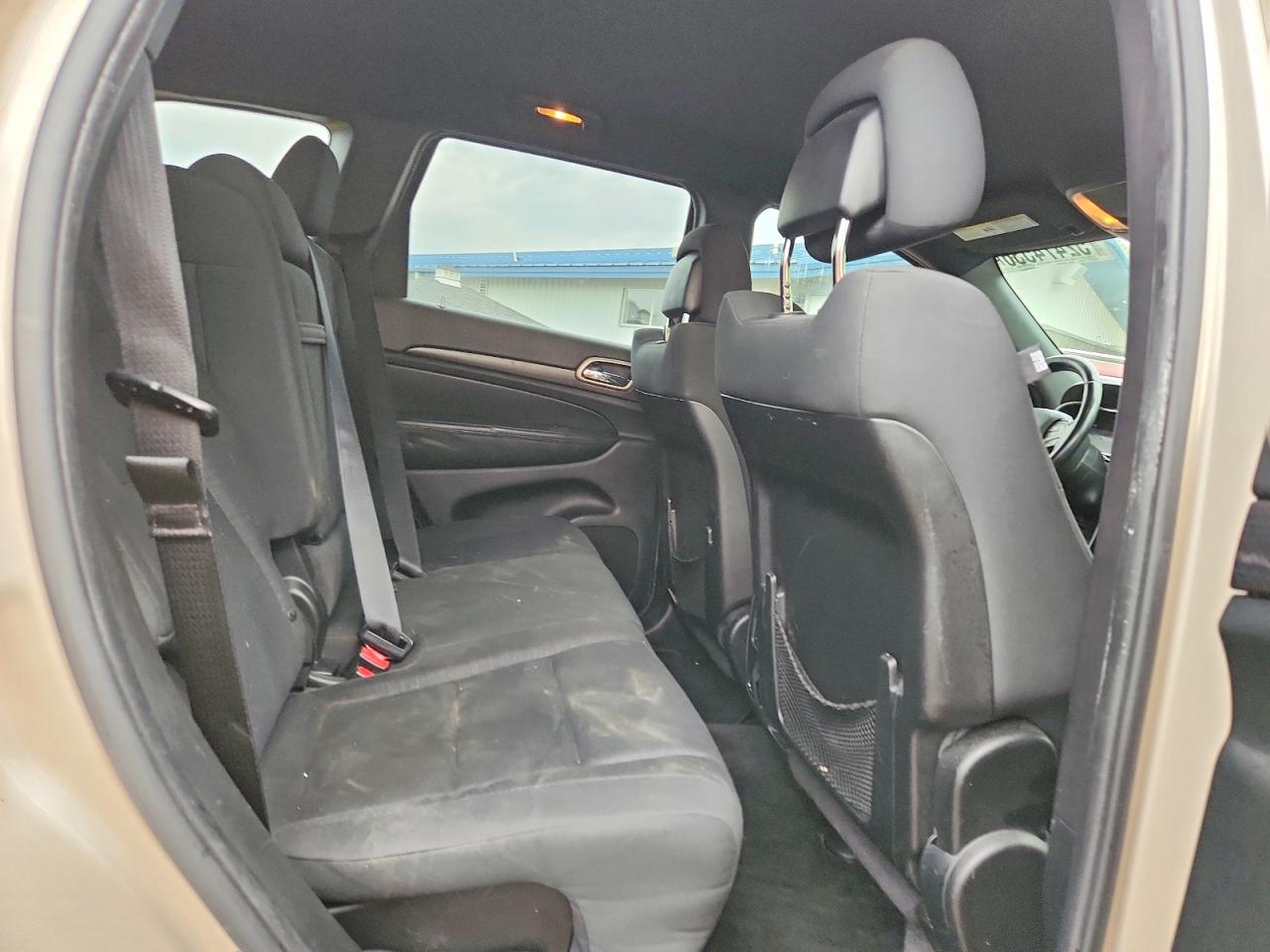 2014 Jeep Grand Cherokee Laredo Gold vin: 1C4RJFAG8EC179316