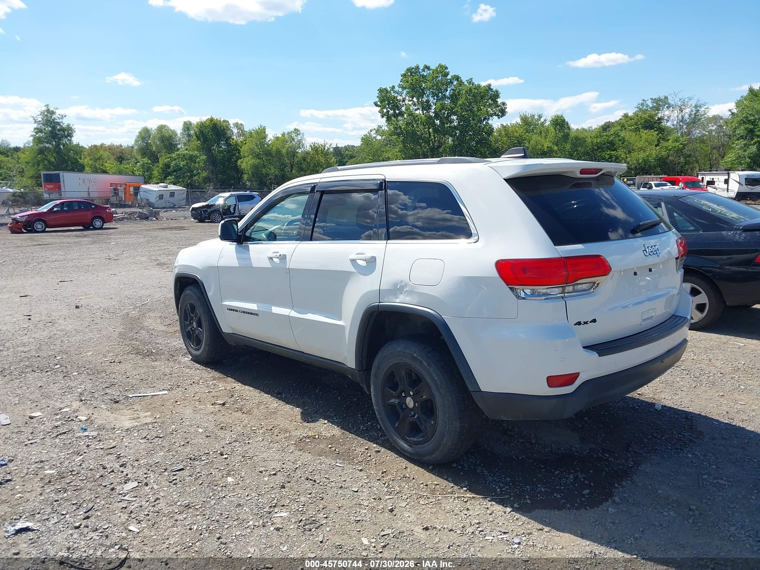 2014 Jeep Grand Cherokee Laredo White vin: 1C4RJFAG8EC232192