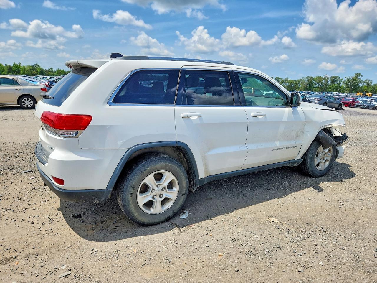 2014 Jeep Grand Cherokee Laredo White vin: 1C4RJFAG8EC333555