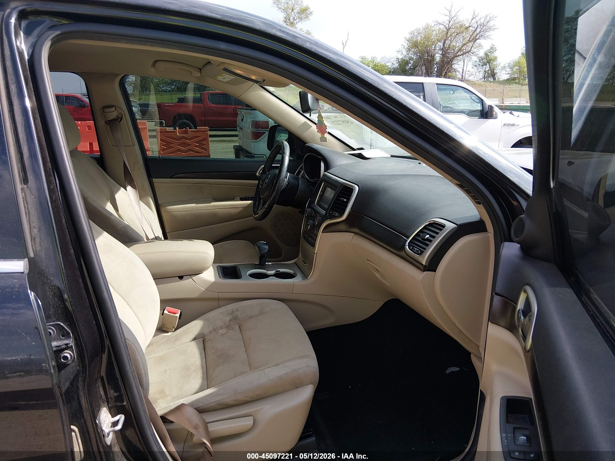 2014 Jeep Grand Cherokee Laredo Black vin: 1C4RJFAG8EC384618