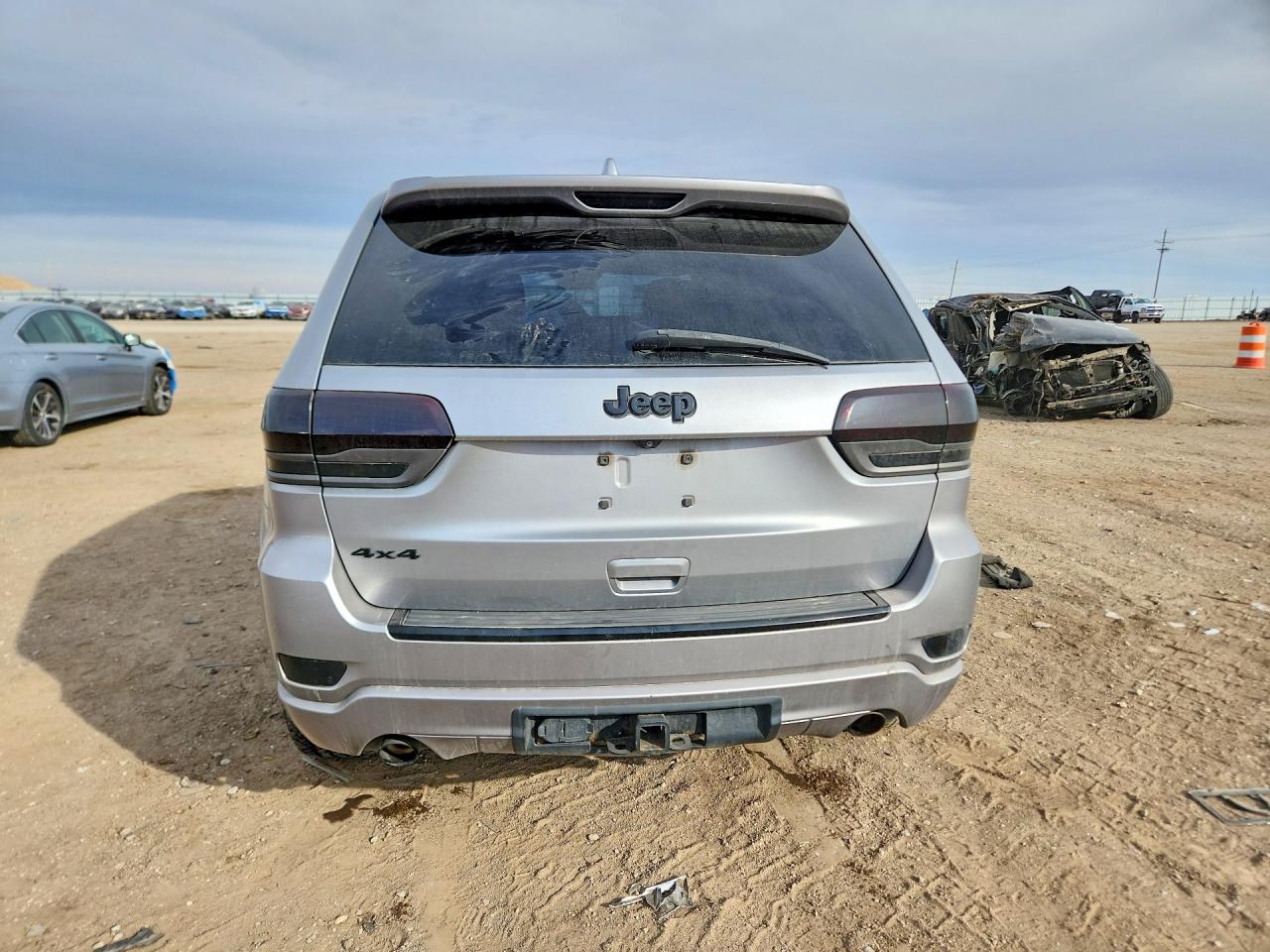 2014 Jeep Grand Cherokee Laredo Silver vin: 1C4RJFAG8EC531908