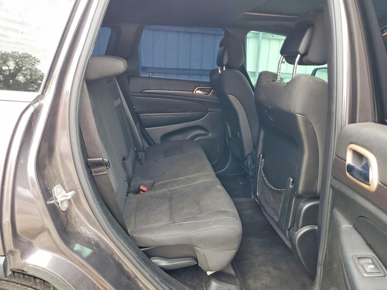 2014 Jeep Grand Cherokee Laredo Gray vin: 1C4RJFAG8EC534453