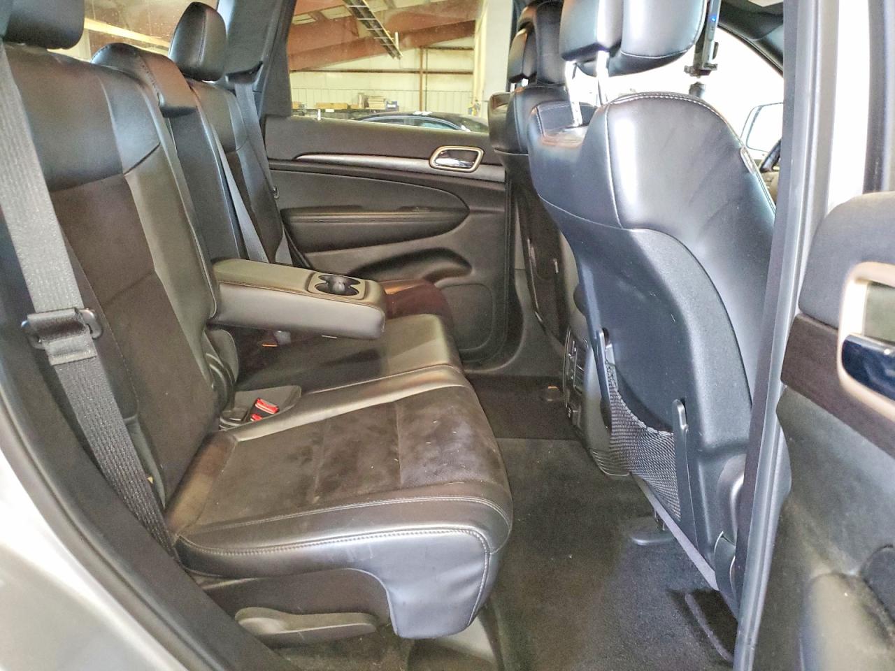 2014 Jeep Grand Cherokee Laredo Gray vin: 1C4RJFAG8EC541550