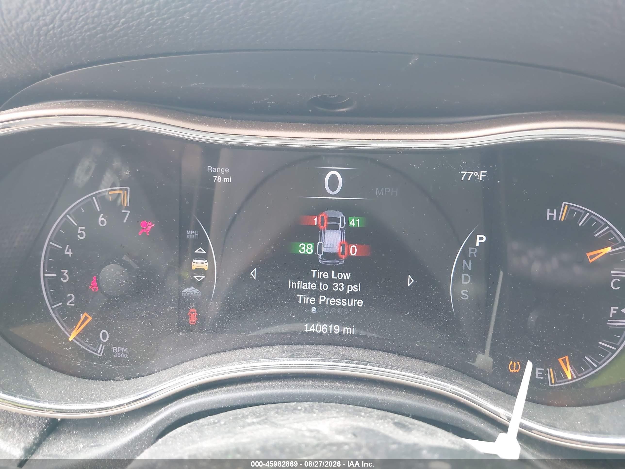 2014 Jeep Grand Cherokee Laredo Silver vin: 1C4RJFAG8EC584432