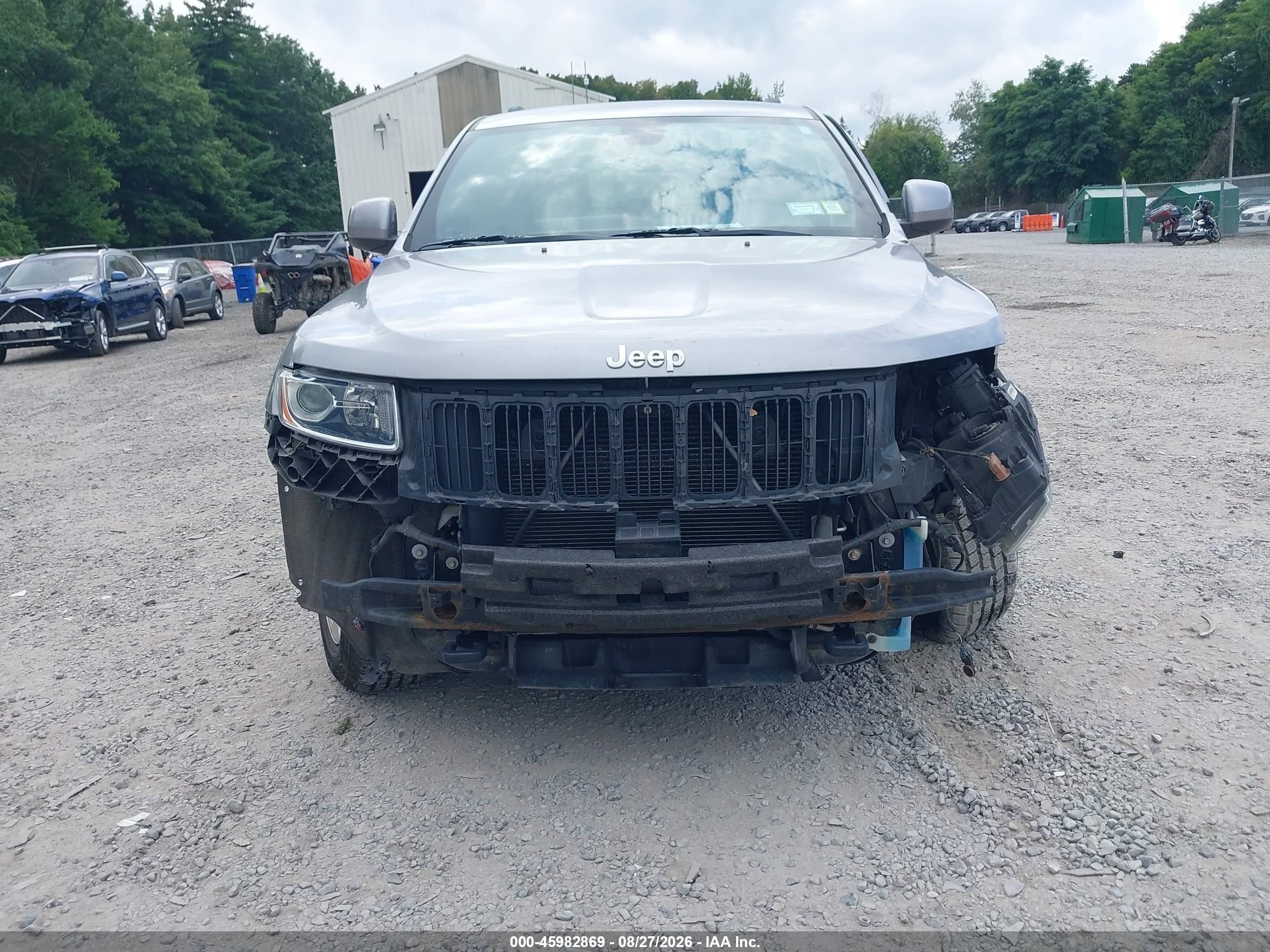 2014 Jeep Grand Cherokee Laredo Silver vin: 1C4RJFAG8EC584432