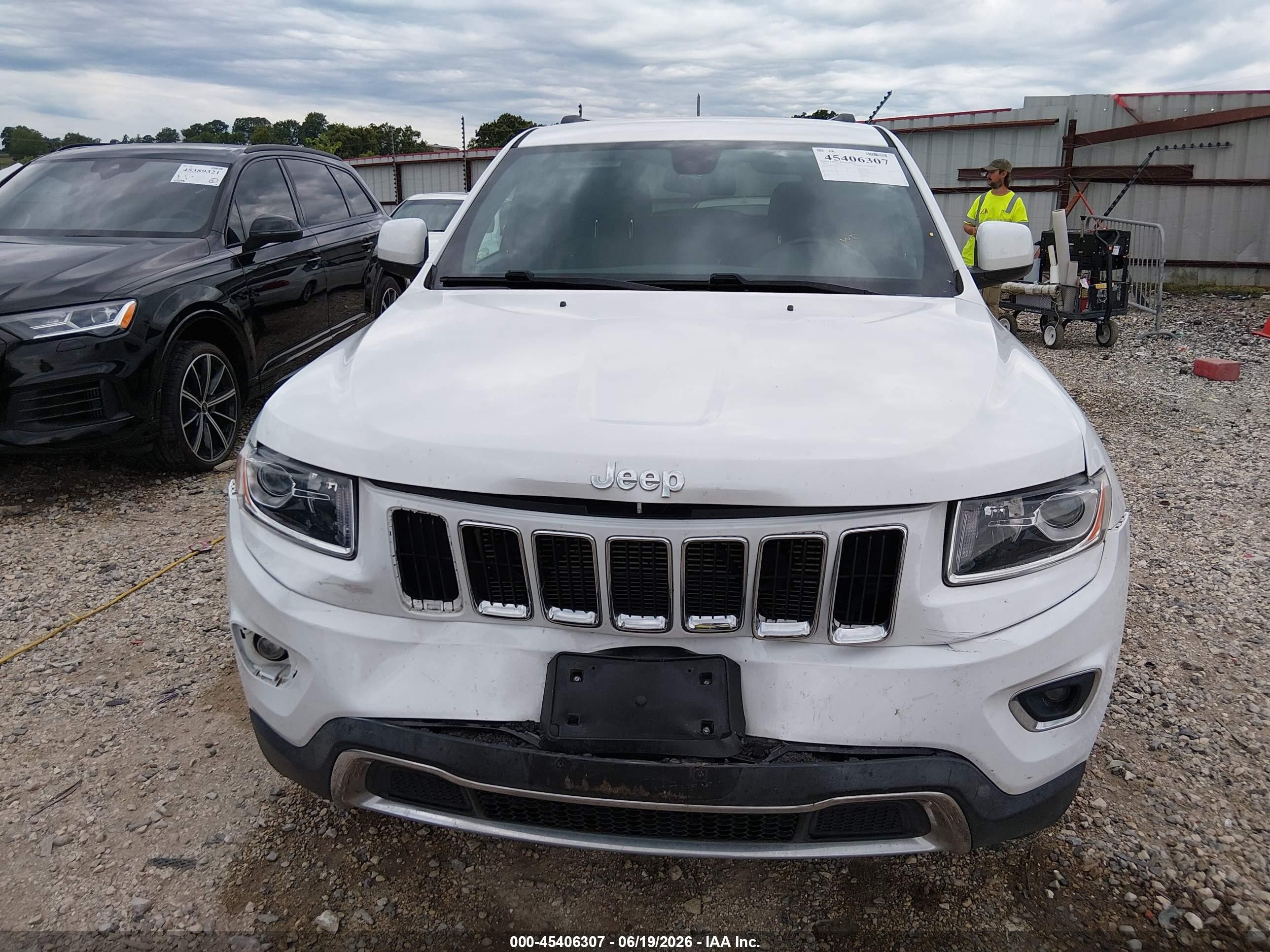 2015 Jeep Grand Cherokee Laredo White vin: 1C4RJFAG8FC159570
