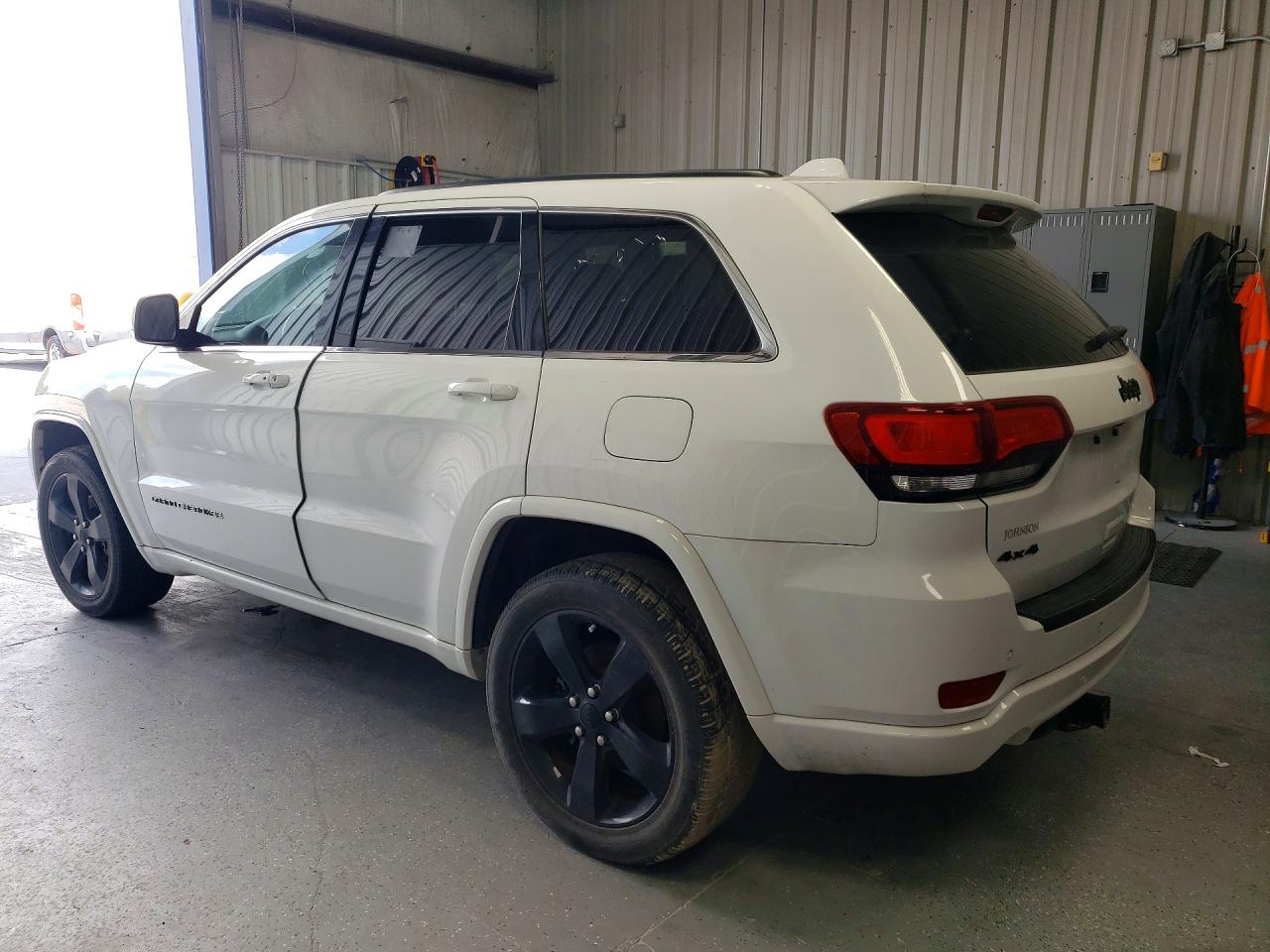 2015 Jeep Grand Cherokee Laredo Белый vin: 1C4RJFAG8FC165868