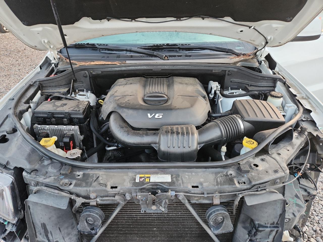 2015 Jeep Grand Cherokee Laredo White vin: 1C4RJFAG8FC190236