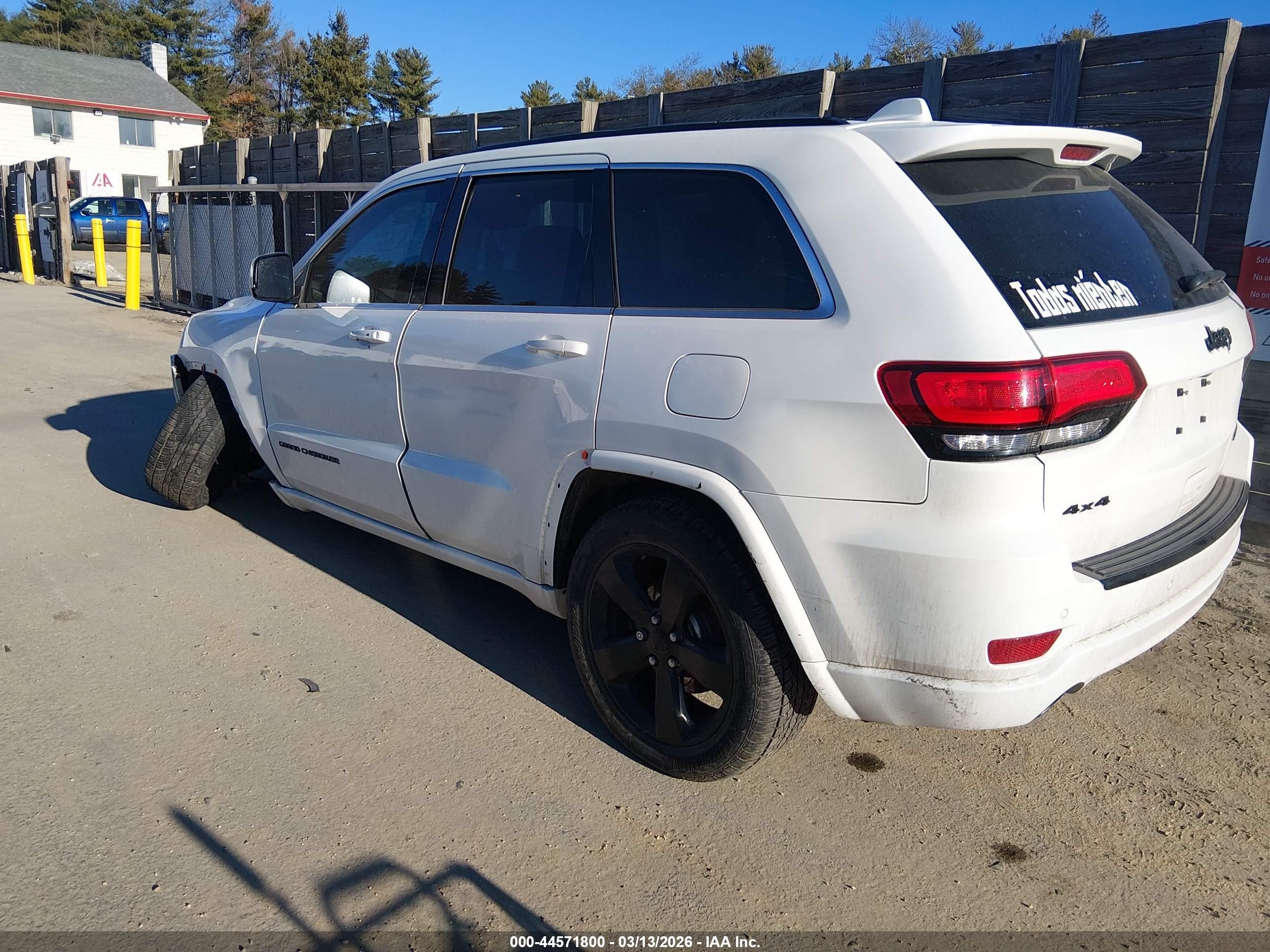 2015 Jeep Grand Cherokee Altitude White vin: 1C4RJFAG8FC209688