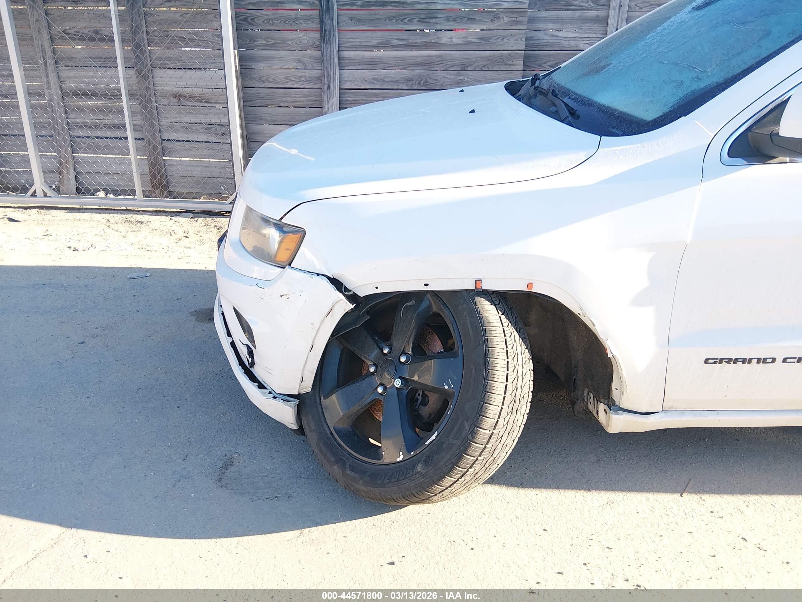 2015 Jeep Grand Cherokee Altitude White vin: 1C4RJFAG8FC209688