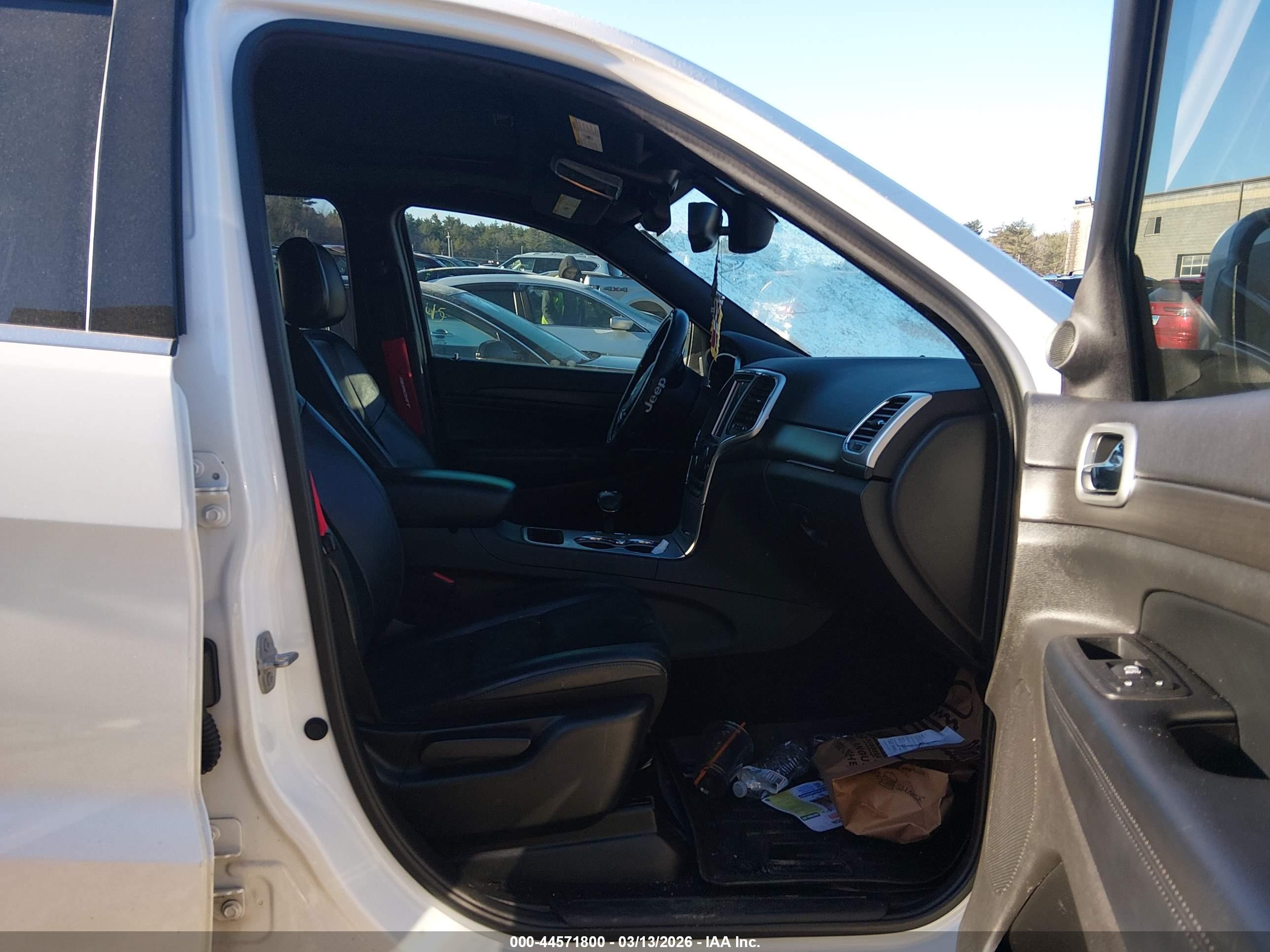 2015 Jeep Grand Cherokee Altitude White vin: 1C4RJFAG8FC209688