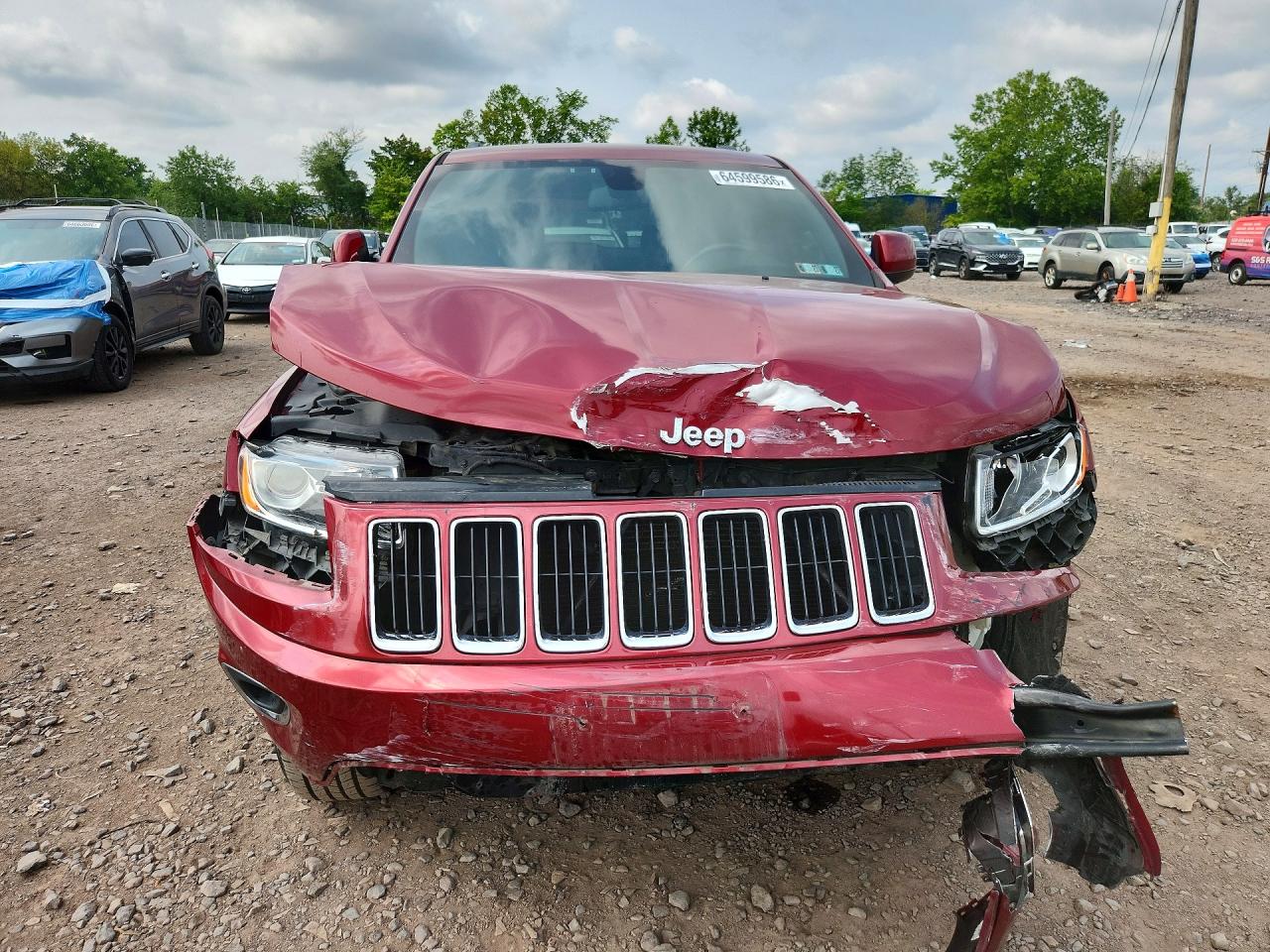 2015 Jeep Grand Cherokee Laredo Красный vin: 1C4RJFAG8FC237118