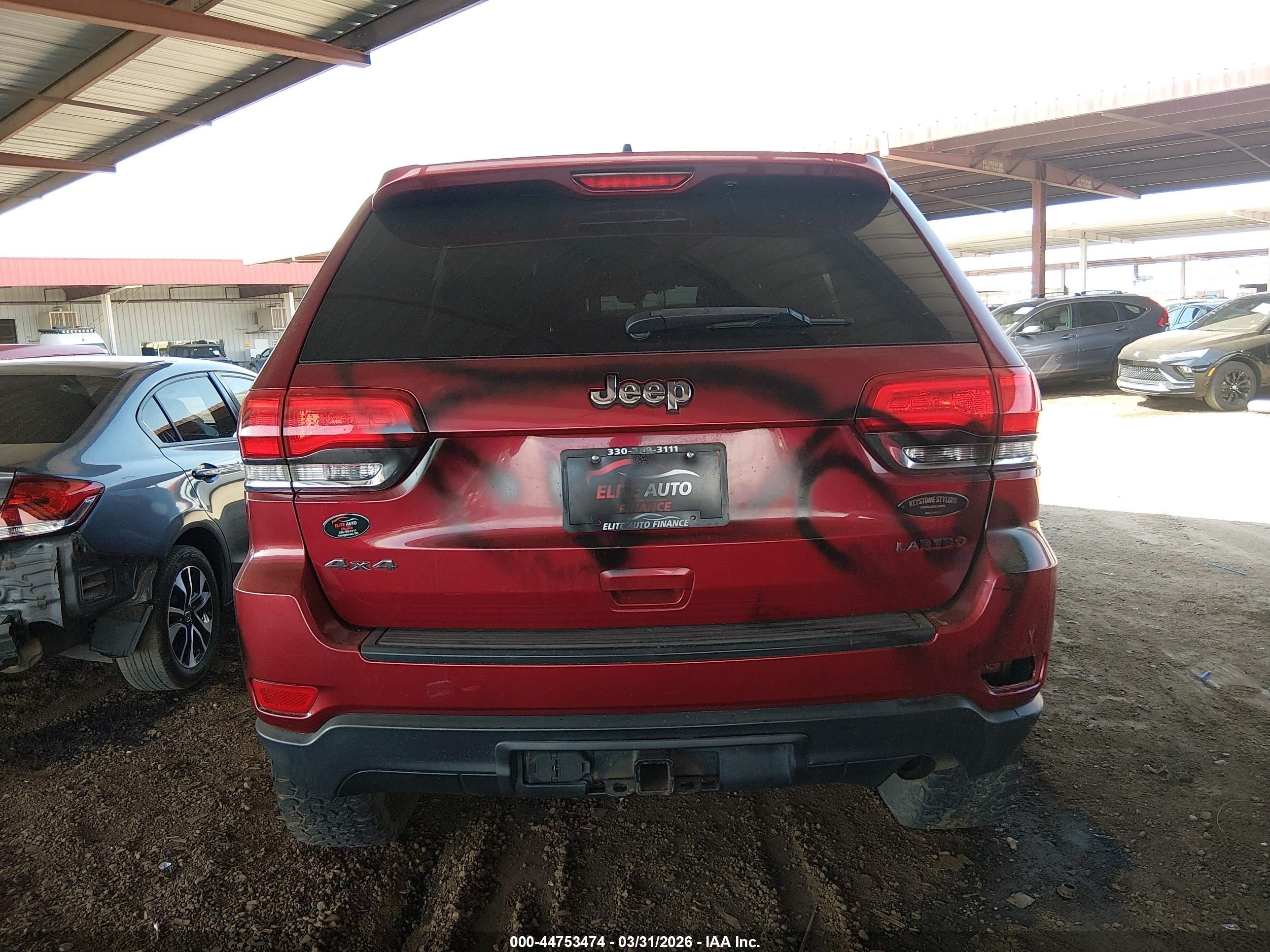 2015 Jeep Grand Cherokee Laredo Red vin: 1C4RJFAG8FC697072