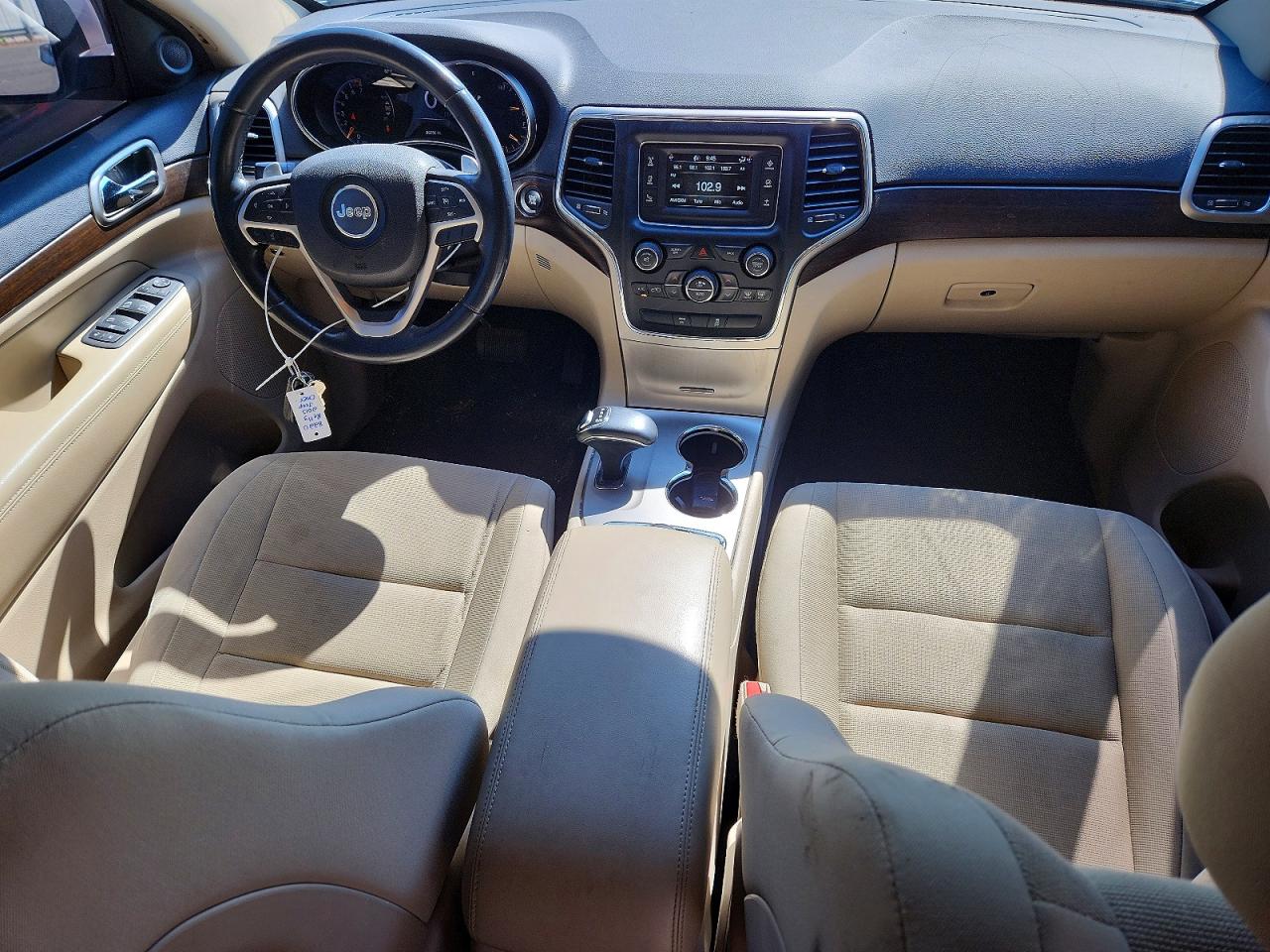 2015 Jeep Grand Cherokee Laredo Silver vin: 1C4RJFAG8FC797172