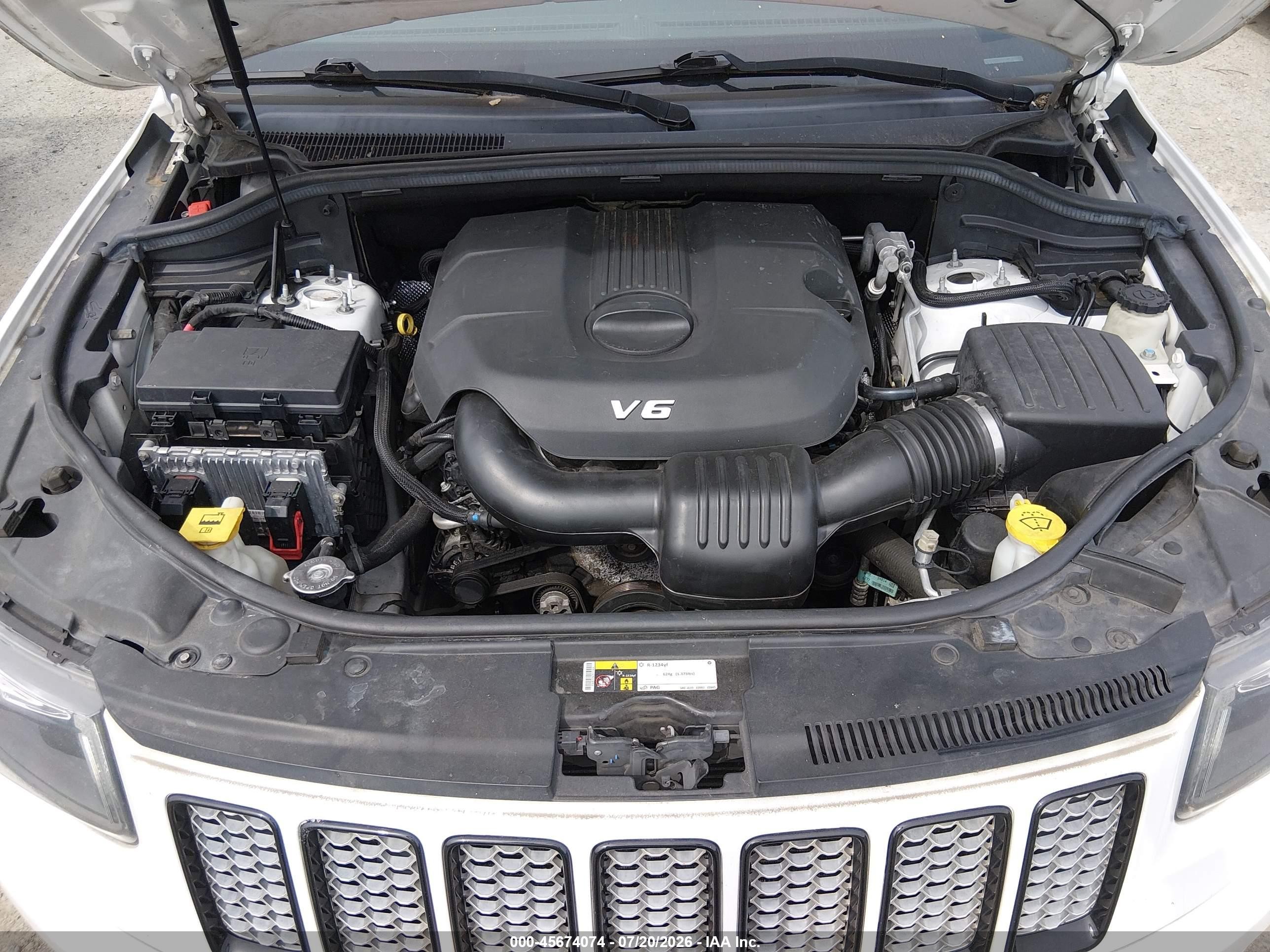 2015 Jeep Grand Cherokee Altitude White vin: 1C4RJFAG8FC834947