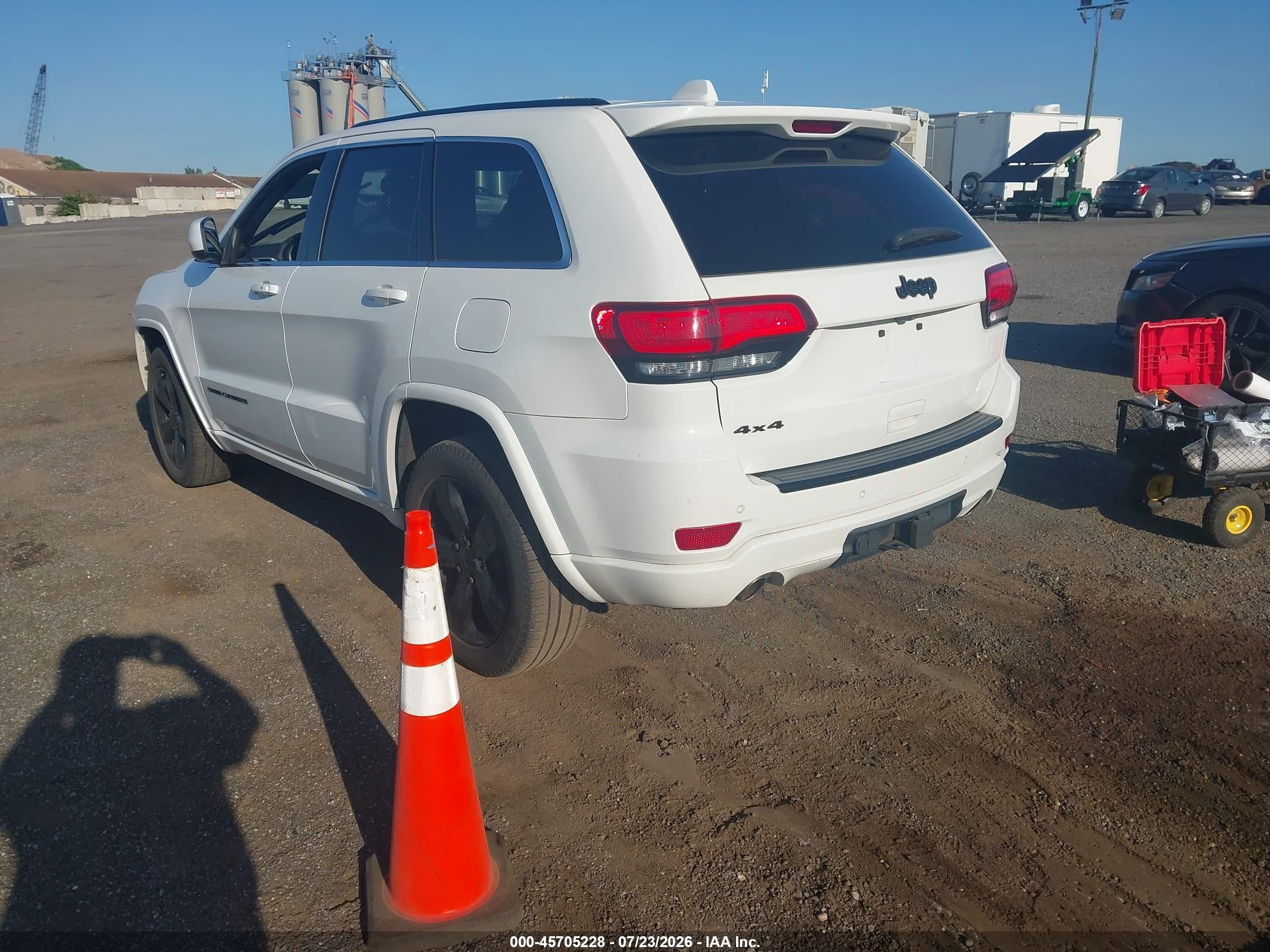 2015 Jeep Grand Cherokee Altitude White vin: 1C4RJFAG8FC941318