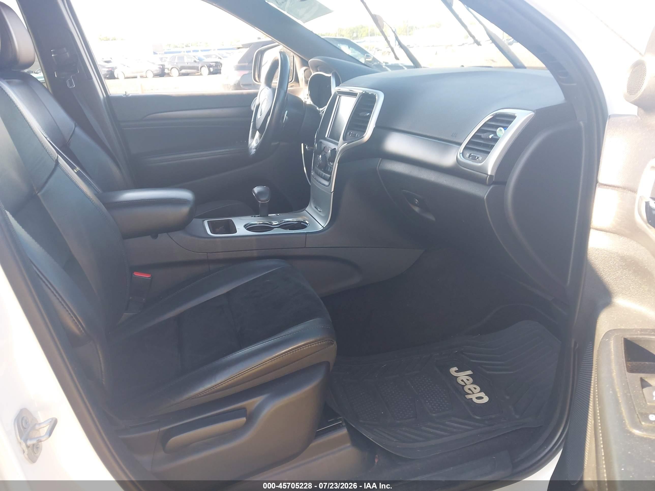 2015 Jeep Grand Cherokee Altitude White vin: 1C4RJFAG8FC941318