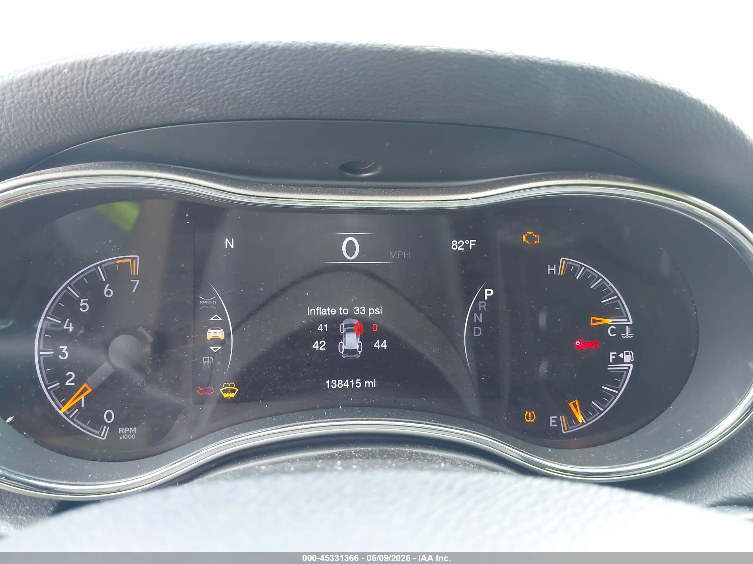 2018 Jeep Grand Cherokee Altitude 4x4 Черный vin: 1C4RJFAG8JC136203