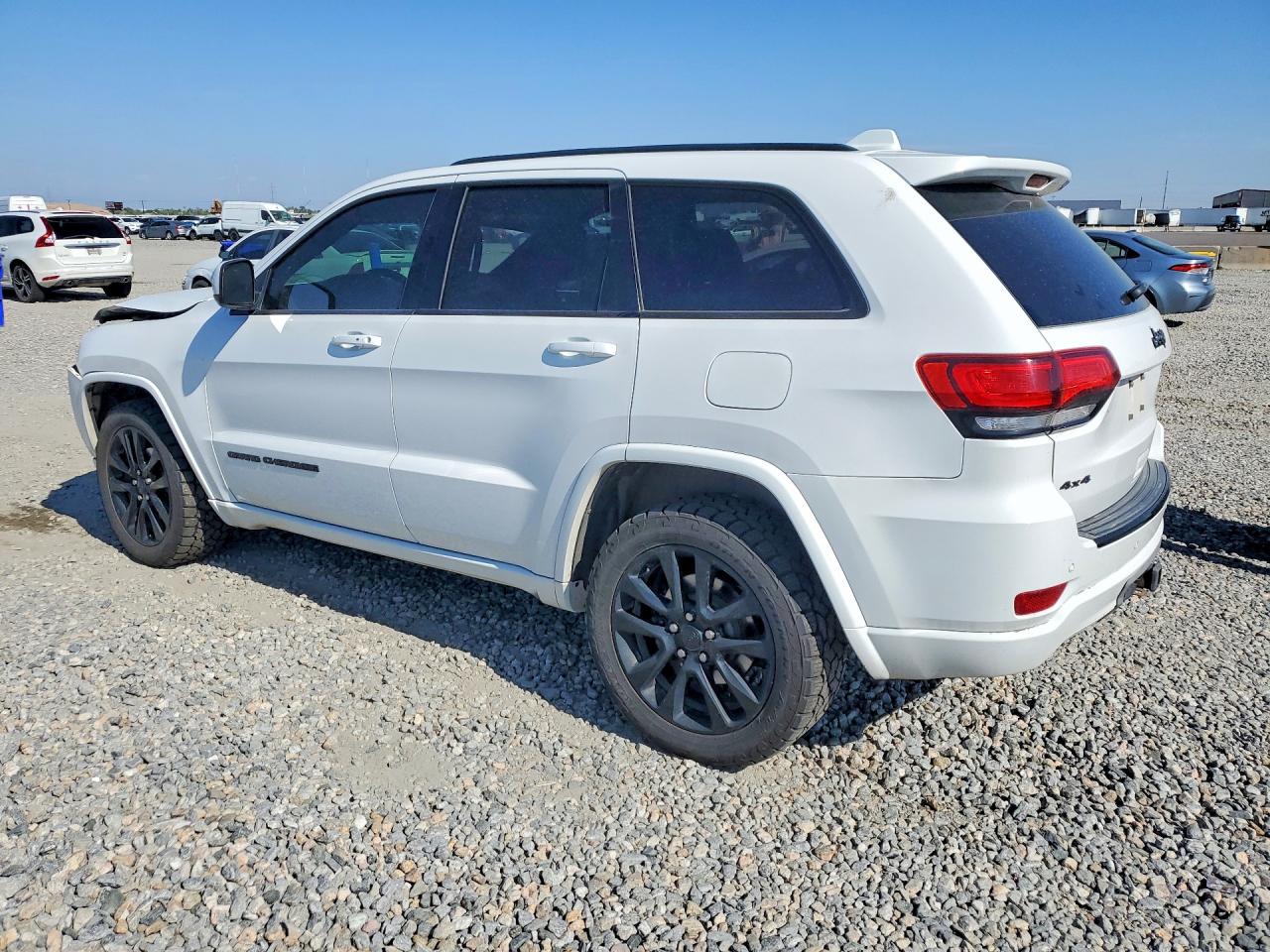 2018 Jeep Grand Cherokee Laredo White vin: 1C4RJFAG8JC188401