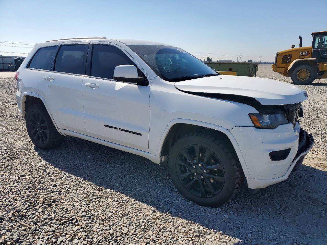 2018 Jeep Grand Cherokee Laredo White vin: 1C4RJFAG8JC188401
