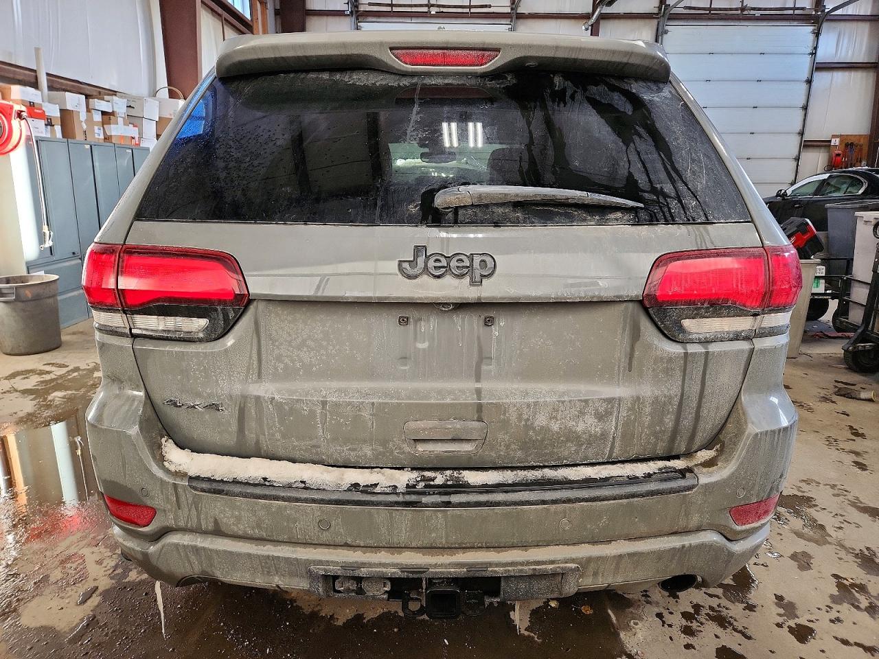 2019 Jeep Grand Cherokee Laredo Серый vin: 1C4RJFAG8KC825661