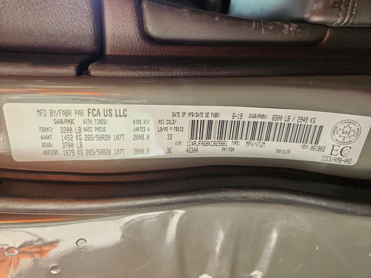 2019 Jeep Grand Cherokee Laredo Серый vin: 1C4RJFAG8KC825661